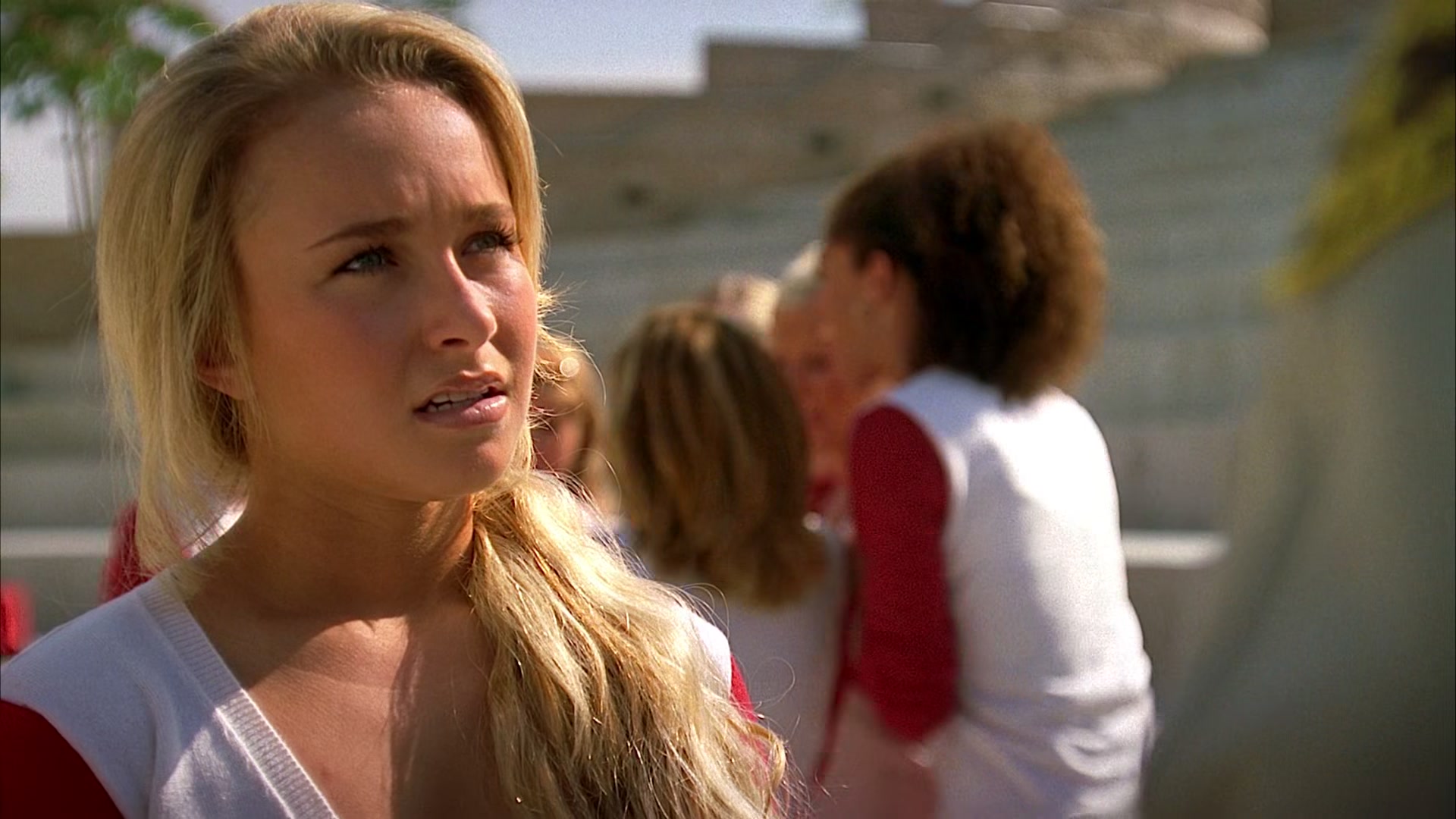 Heroes_S01E02_DontLookBack_1080p_BluRay_HPS_002618.jpg