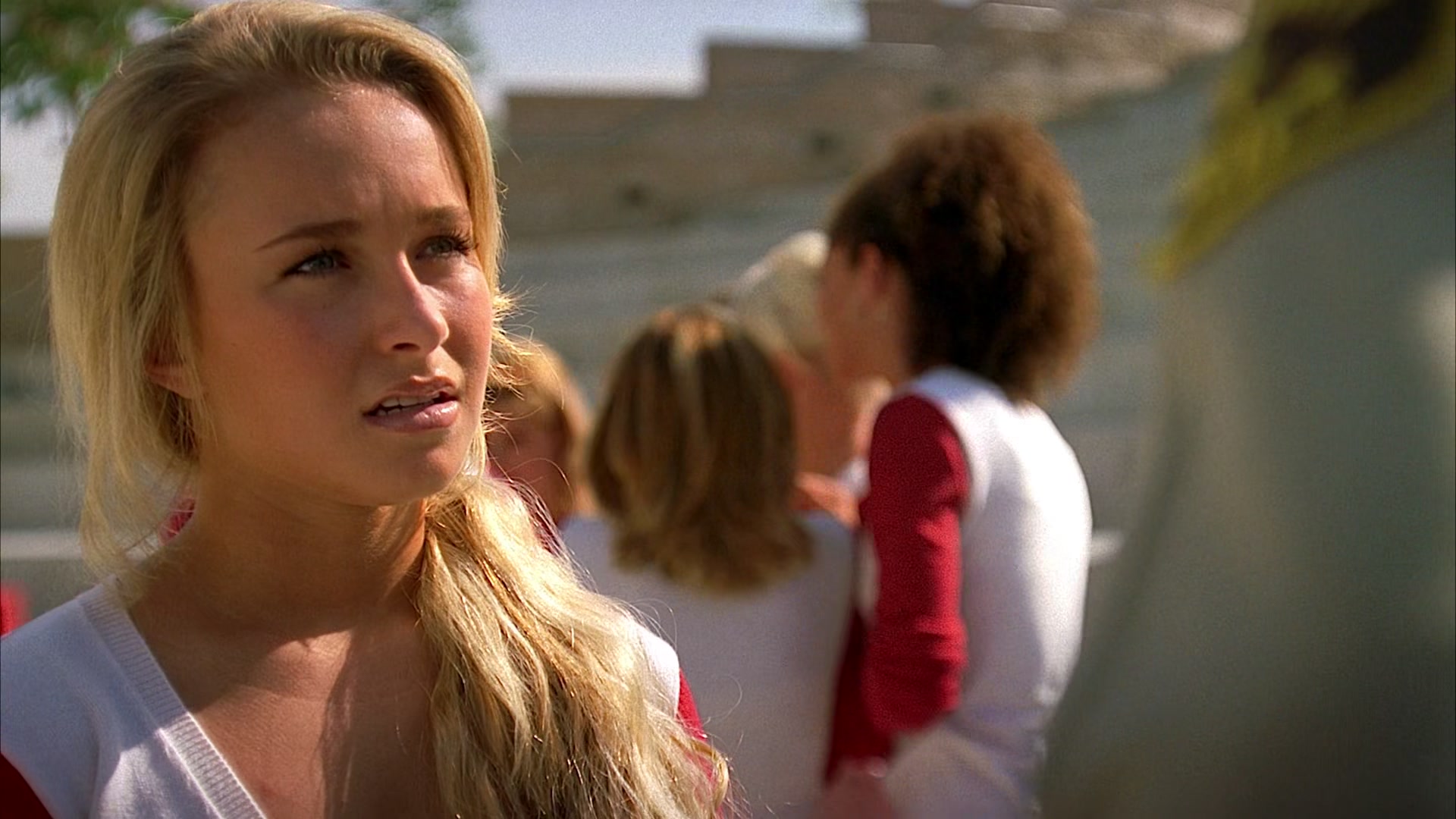Heroes_S01E02_DontLookBack_1080p_BluRay_HPS_002620.jpg