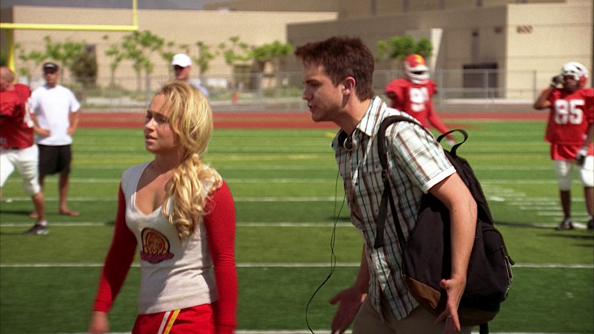 Heroes_S01E02_DontLookBack_1080p_BluRay_HPS_002695.jpg Heroes_S01E02_DontLookBack_1080p_BluRay_HPS_002695.jpg