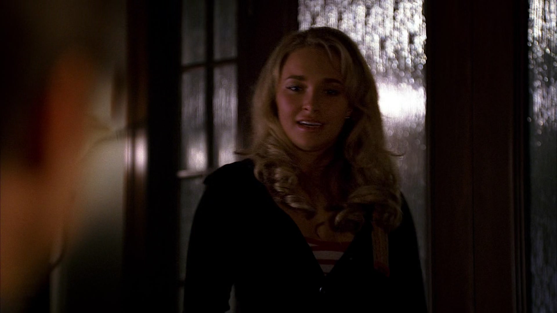 Heroes_S01E02_DontLookBack_1080p_BluRay_HPS_004925.jpg