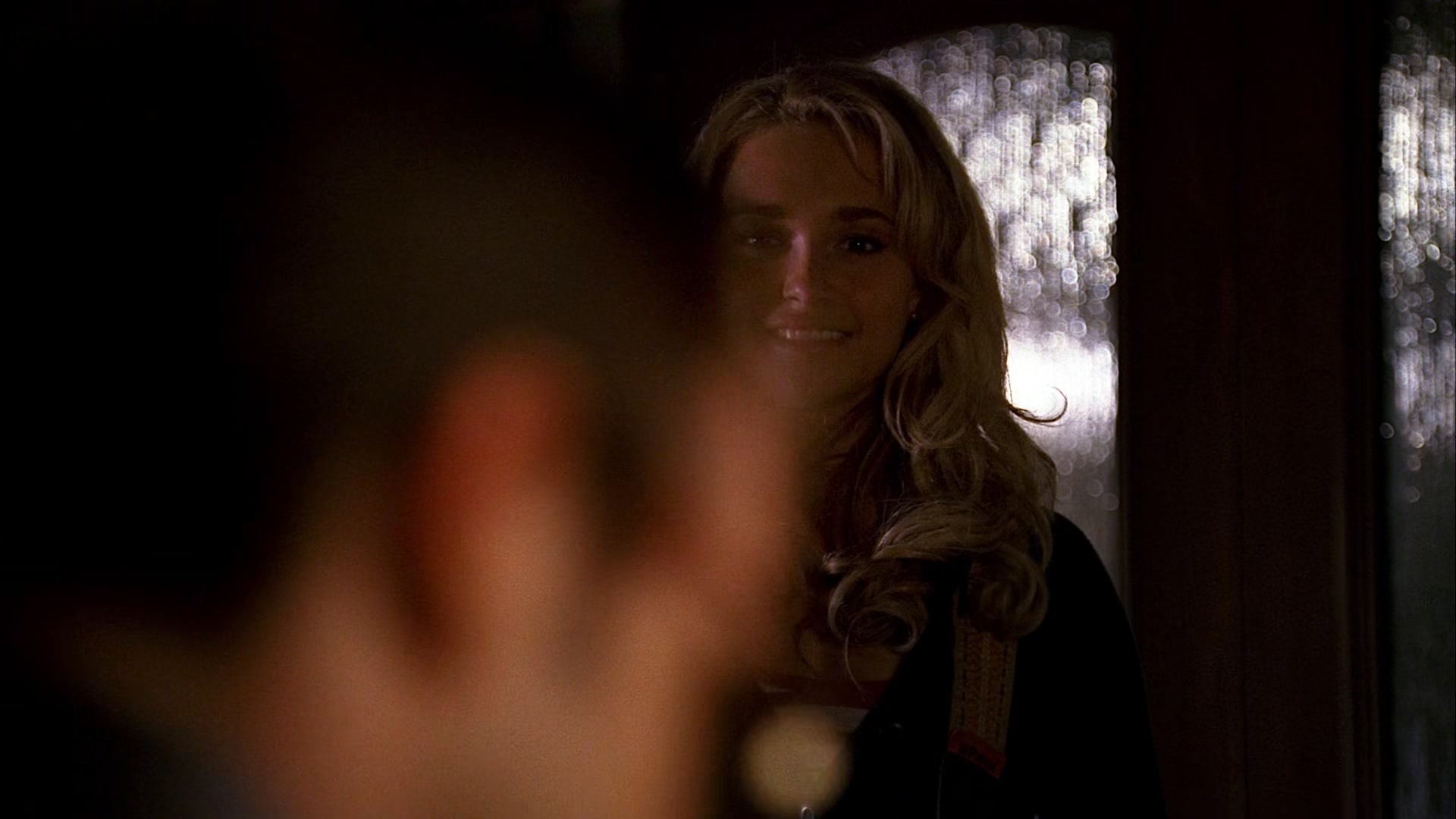 Heroes_S01E02_DontLookBack_1080p_BluRay_HPS_004944.jpg