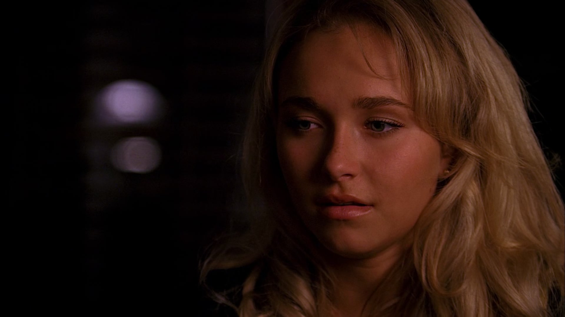 Heroes_S01E02_DontLookBack_1080p_BluRay_HPS_004981.jpg