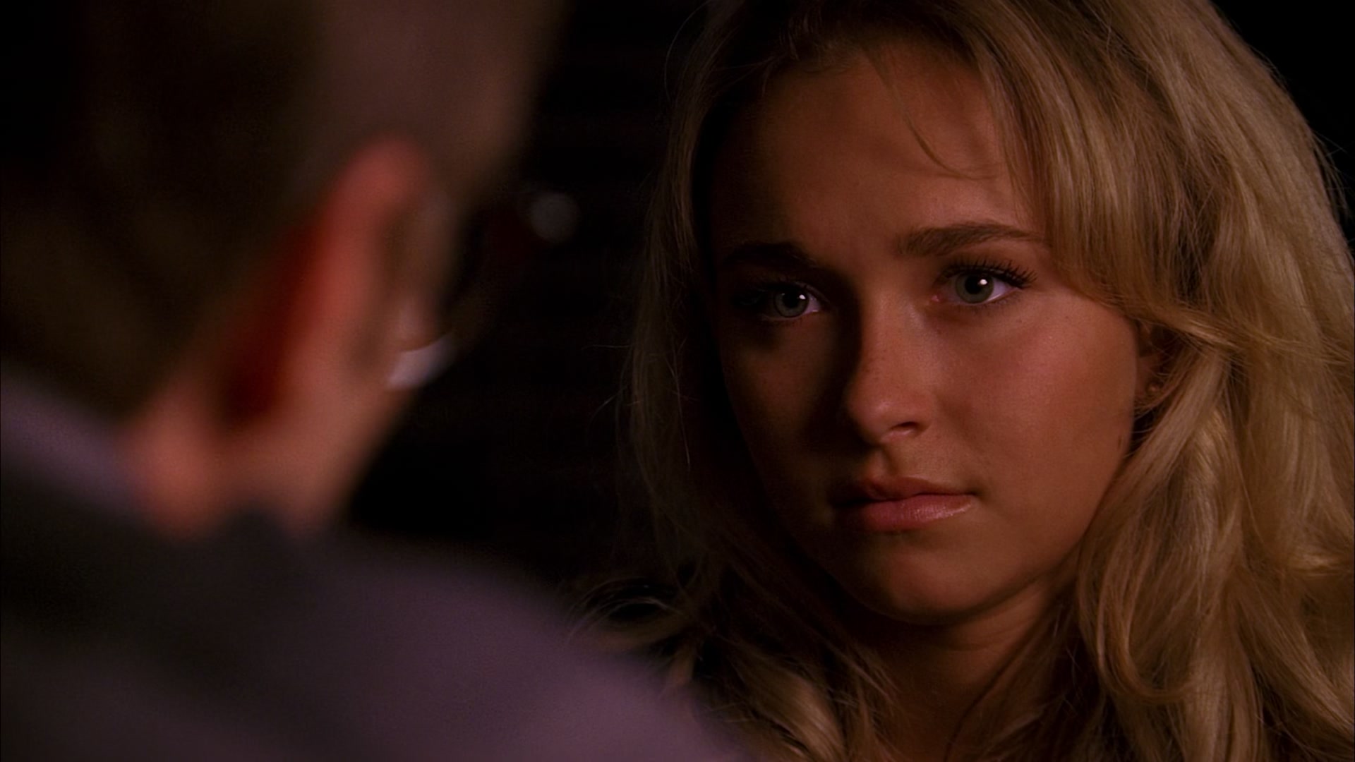 Heroes_S01E02_DontLookBack_1080p_BluRay_HPS_005014.jpg