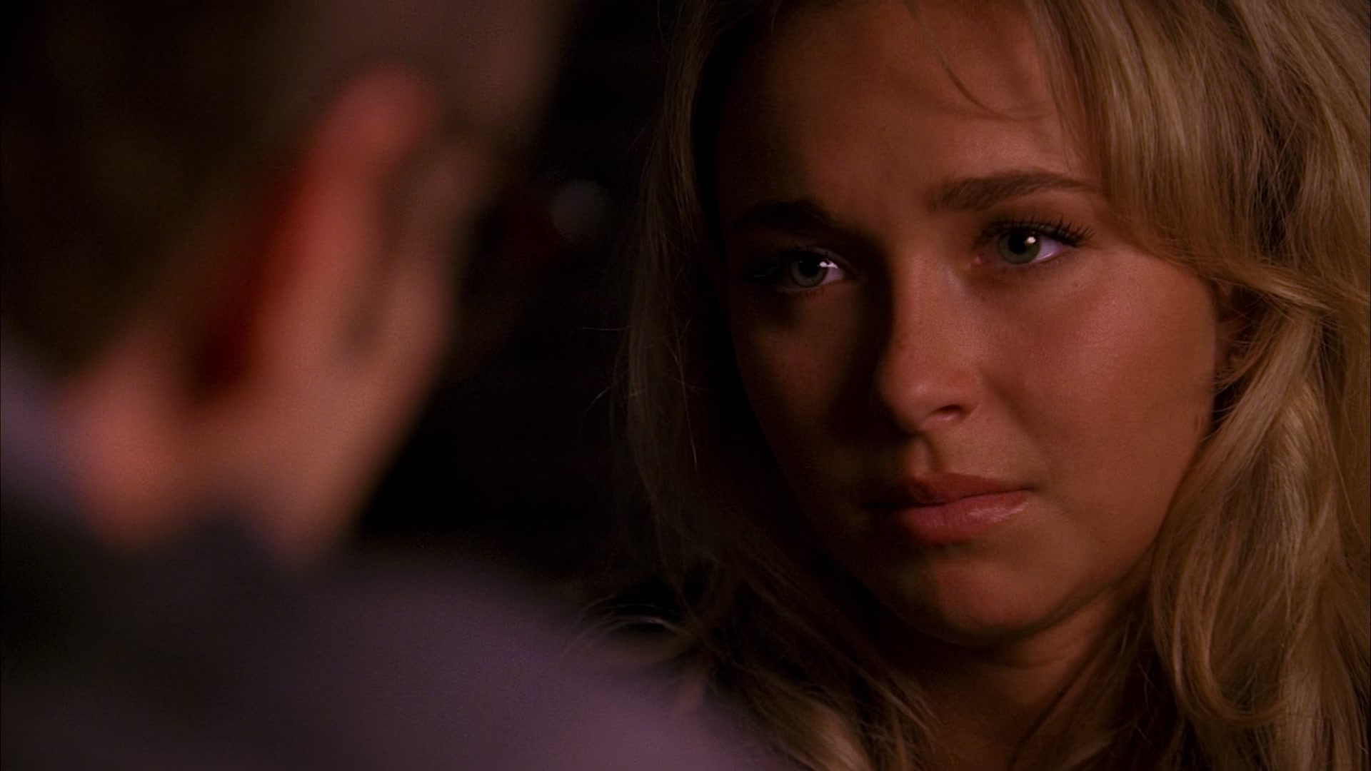 Heroes_S01E02_DontLookBack_1080p_BluRay_HPS_005036.jpg
