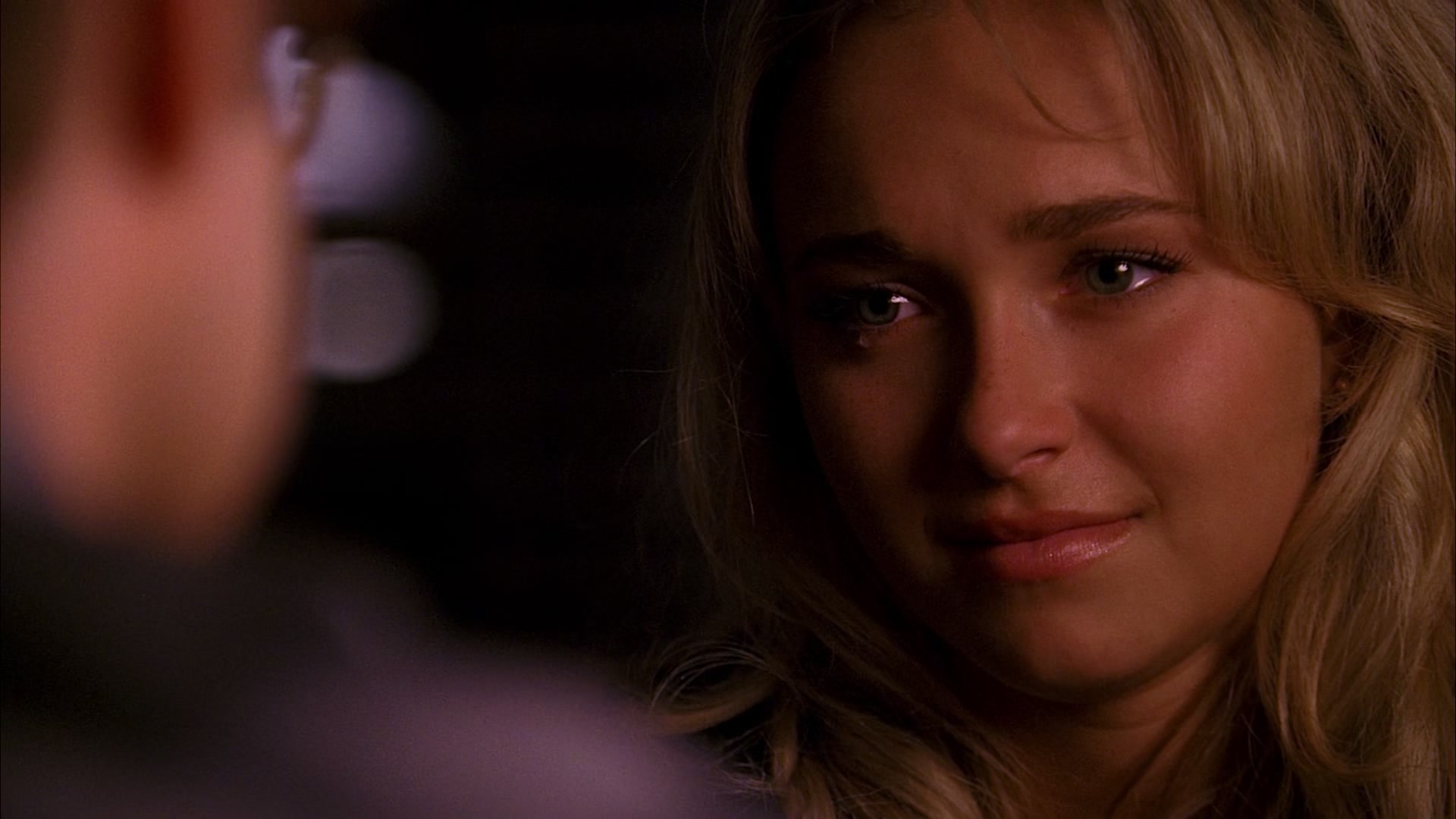 Heroes_S01E02_DontLookBack_1080p_BluRay_HPS_005090.jpg