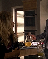 Heroes_S01E02_DontLookBack_1080p_BluRay_HPS_000454.jpg