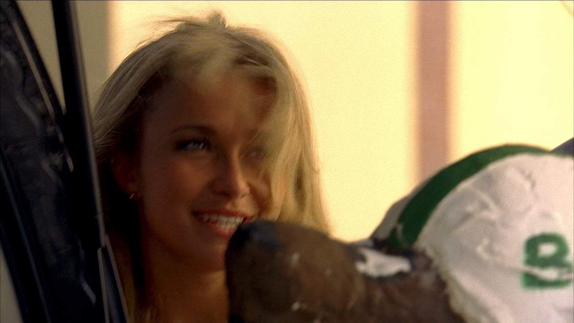 Heroes_S01E03_One_Giant_Leap_1080p_BluRay_HPS_000477.jpg Heroes_S01E03_One_Giant_Leap_1080p_BluRay_HPS_000477.jpg