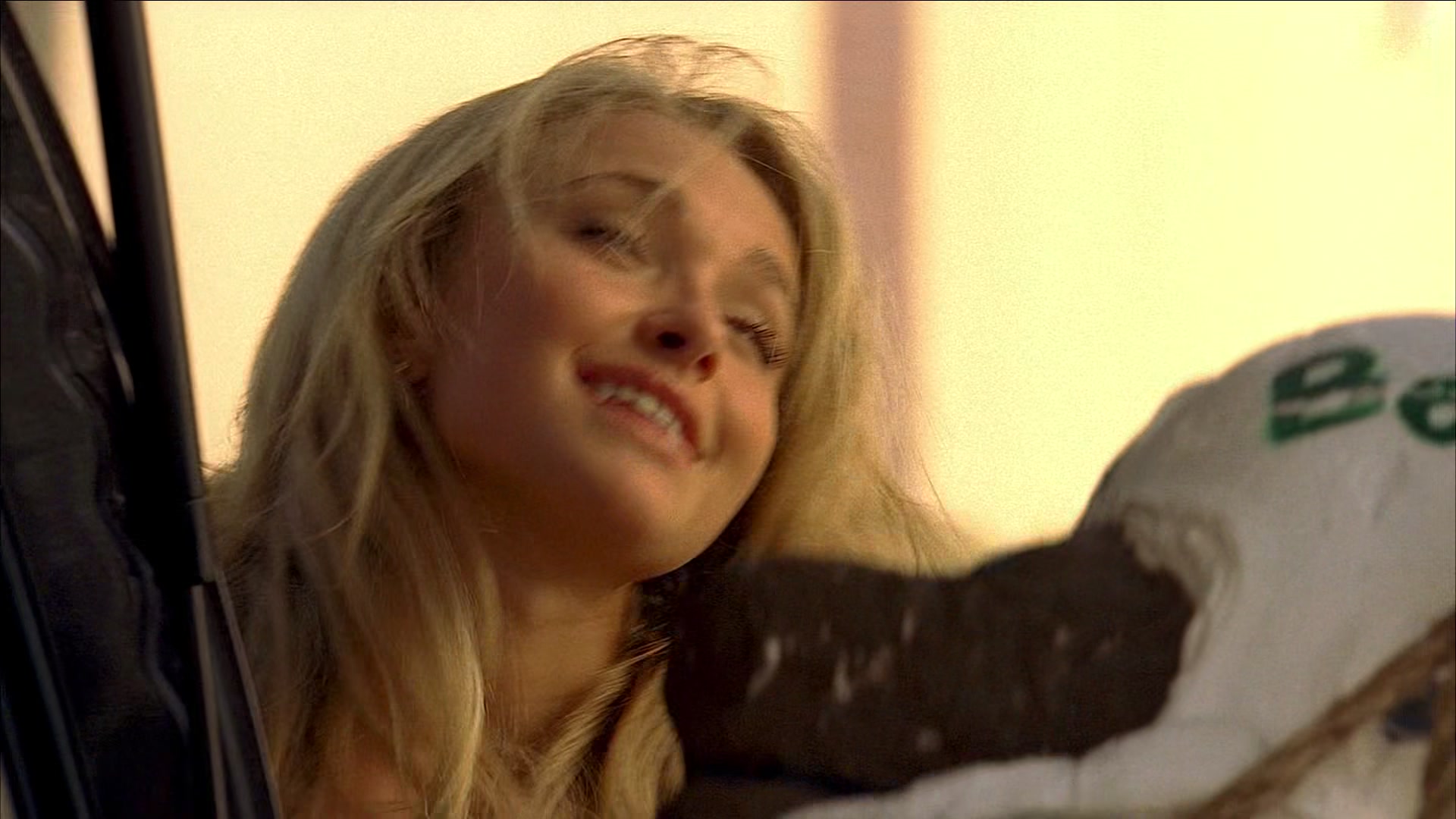 Heroes_S01E03_One_Giant_Leap_1080p_BluRay_HPS_000479.jpg Heroes_S01E03_One_Giant_Leap_1080p_BluRay_HPS_000479.jpg