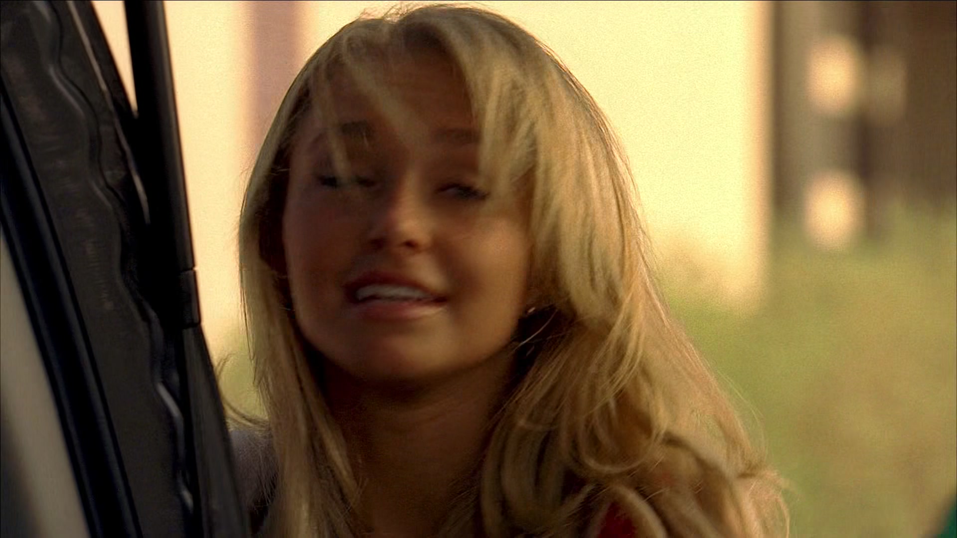 Heroes_S01E03_One_Giant_Leap_1080p_BluRay_HPS_000483.jpg Heroes_S01E03_One_Giant_Leap_1080p_BluRay_HPS_000483.jpg