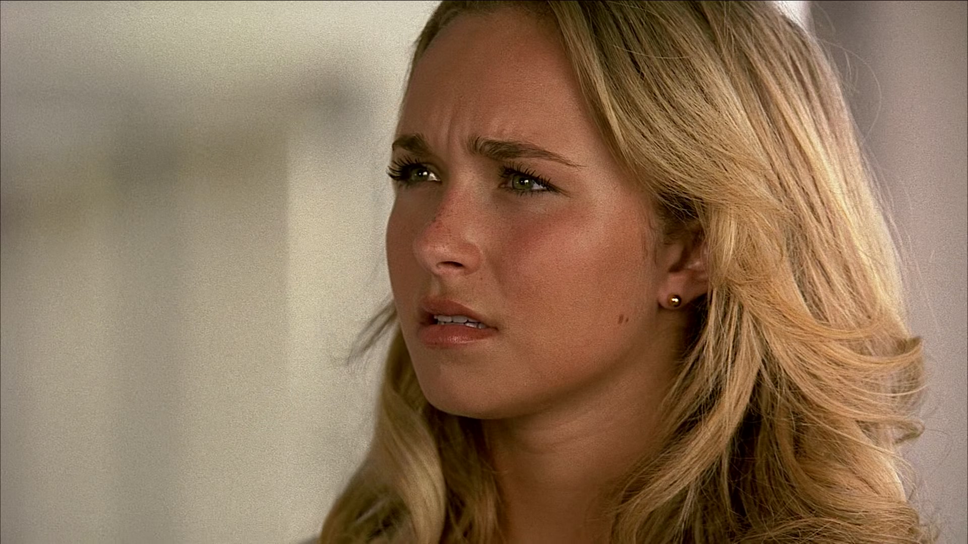 Heroes_S01E03_One_Giant_Leap_1080p_BluRay_HPS_001880.jpg Heroes_S01E03_One_Giant_Leap_1080p_BluRay_HPS_001880.jpg