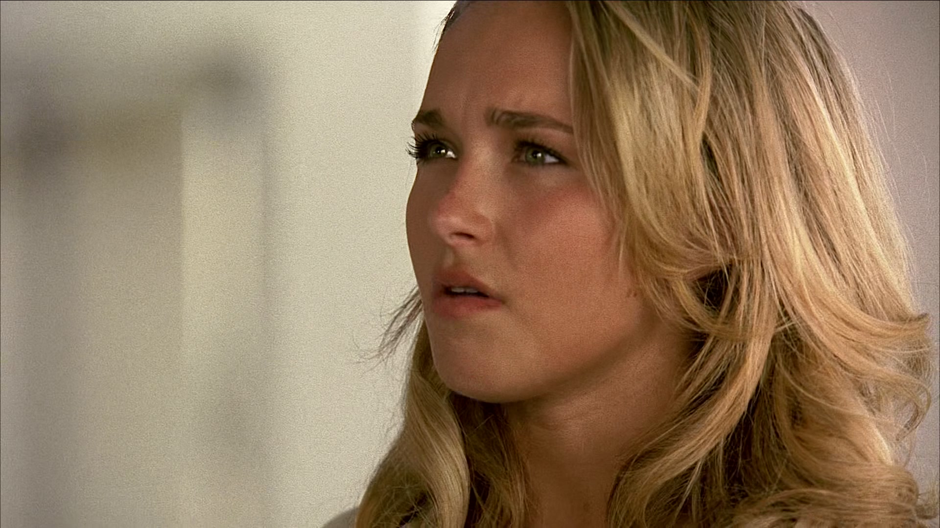 Heroes_S01E03_One_Giant_Leap_1080p_BluRay_HPS_001895.jpg