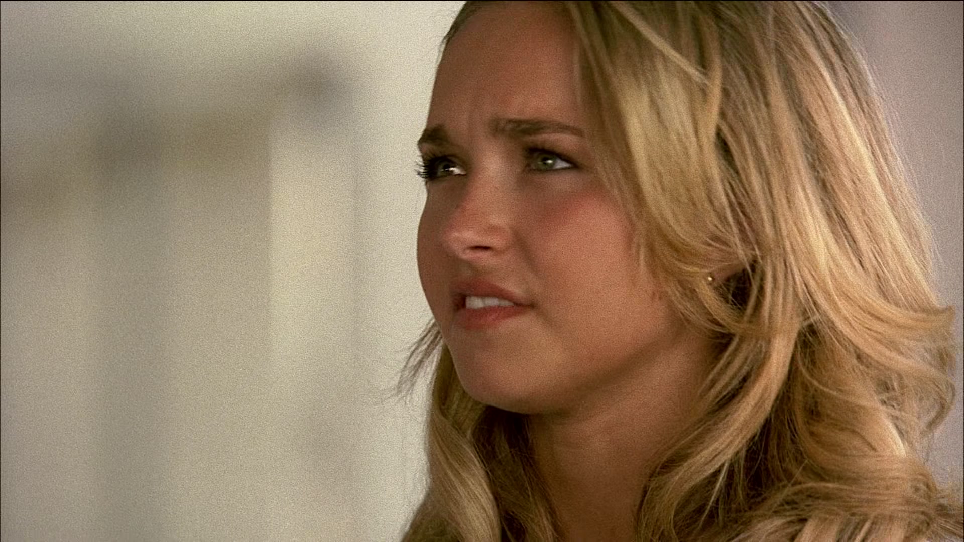 Heroes_S01E03_One_Giant_Leap_1080p_BluRay_HPS_001905.jpg