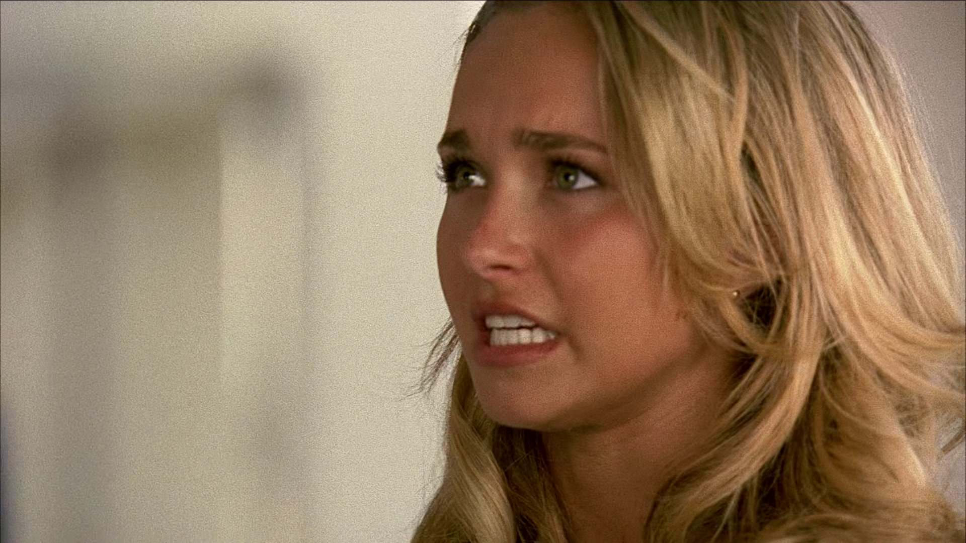 Heroes_S01E03_One_Giant_Leap_1080p_BluRay_HPS_001914.jpg