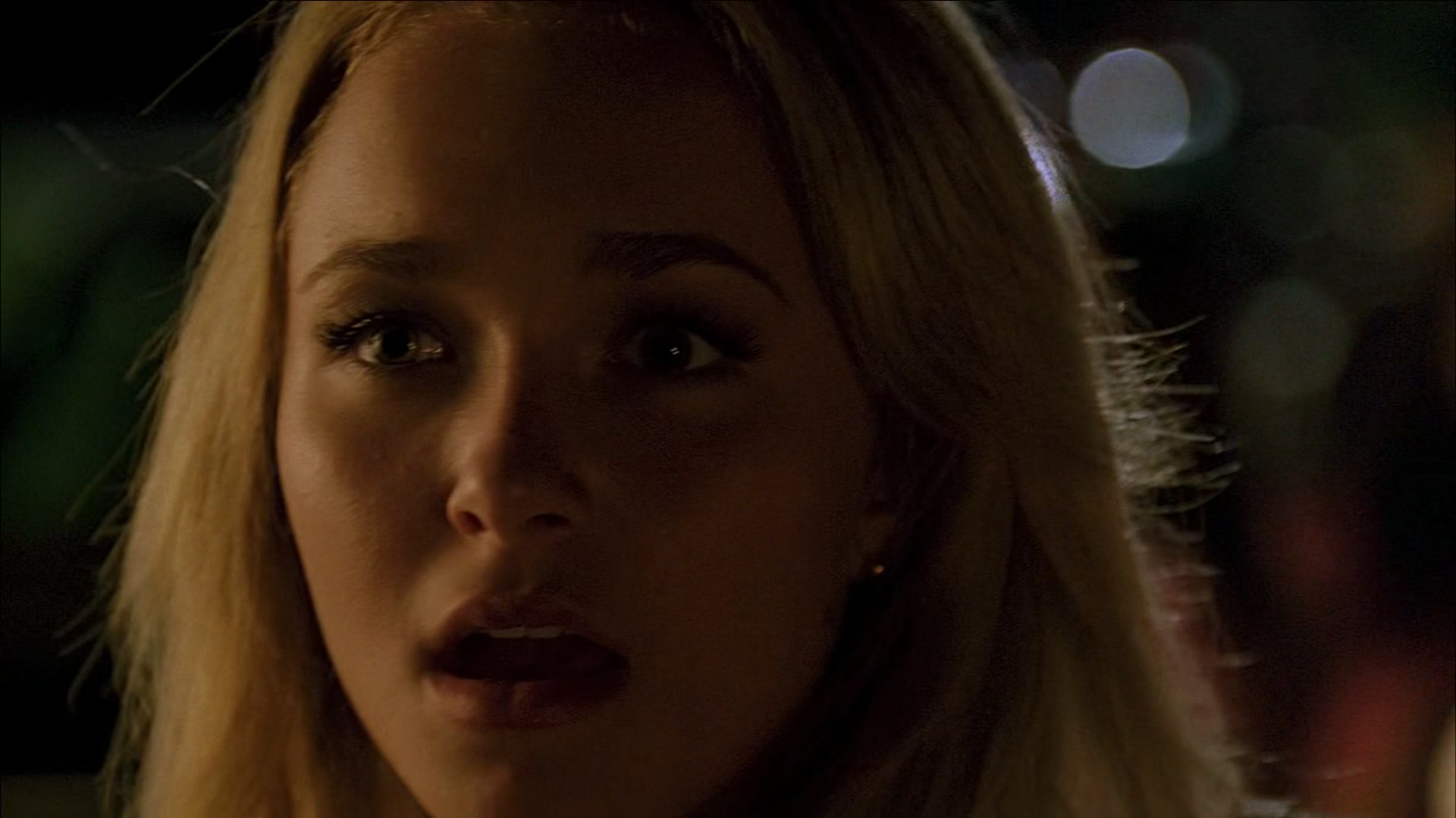 Heroes_S01E03_One_Giant_Leap_1080p_BluRay_HPS_004092.jpg
