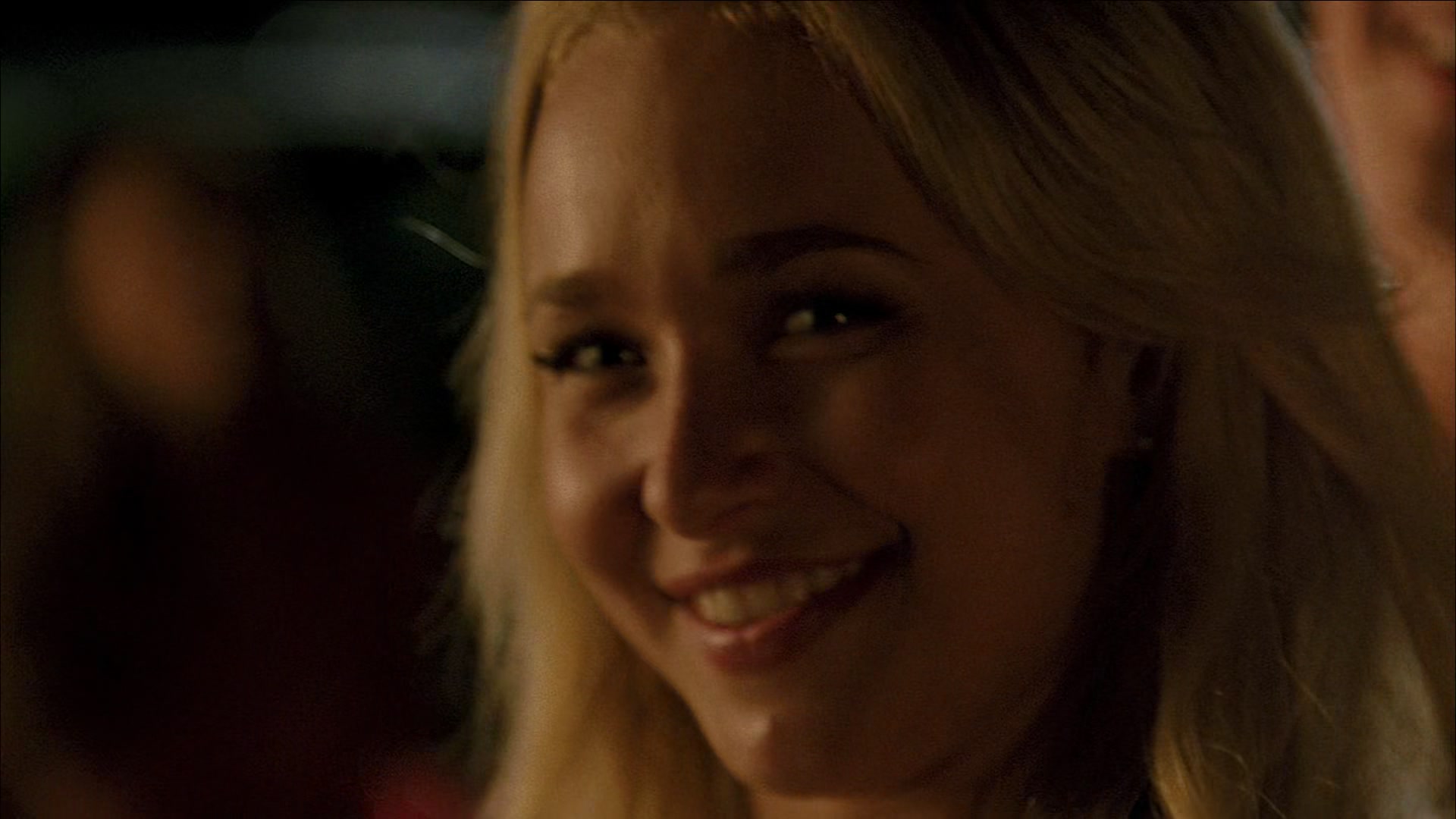 Heroes_S01E03_One_Giant_Leap_1080p_BluRay_HPS_004110.jpg Heroes_S01E03_One_Giant_Leap_1080p_BluRay_HPS_004110.jpg