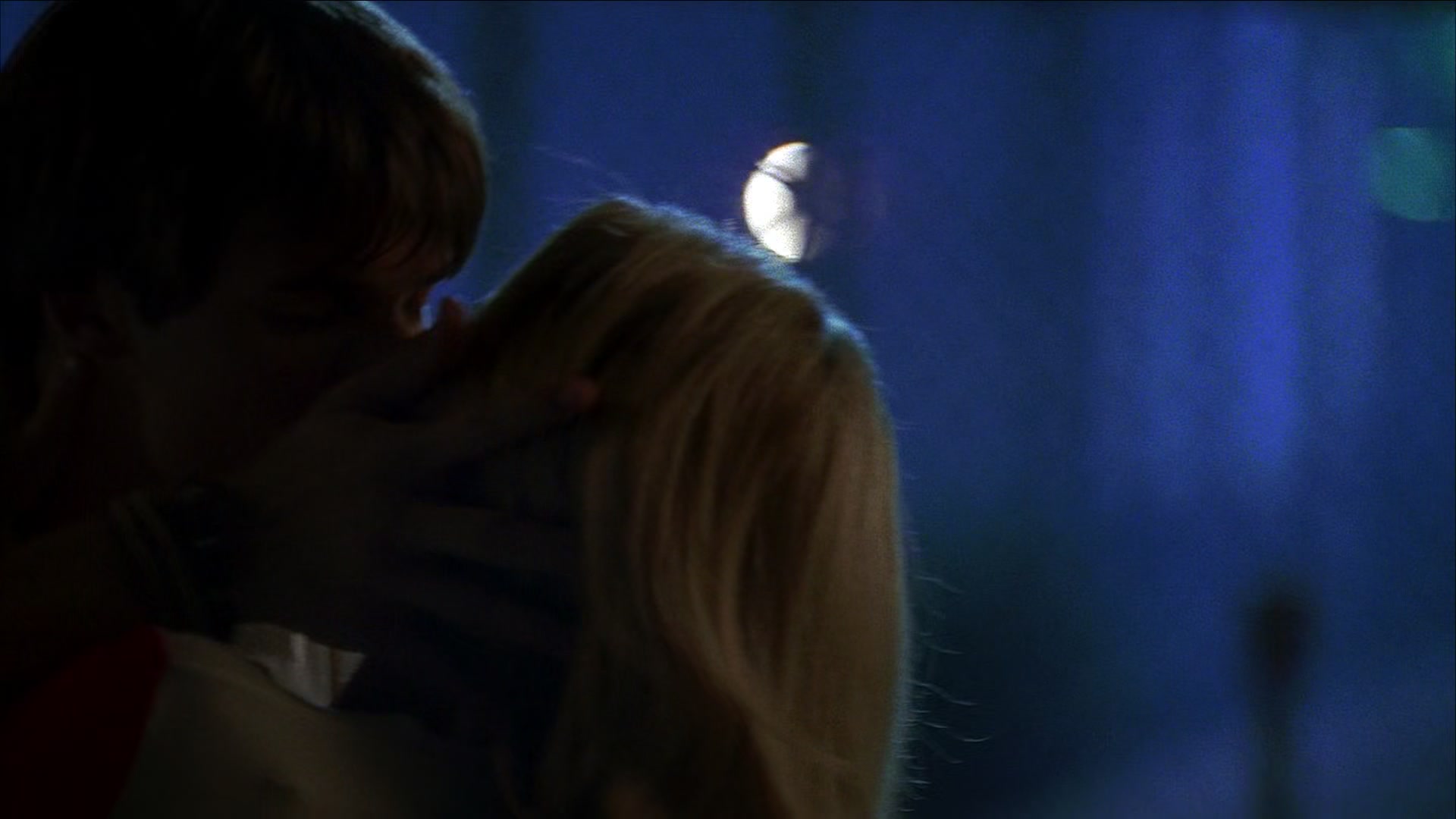 Heroes_S01E03_One_Giant_Leap_1080p_BluRay_HPS_004385.jpg