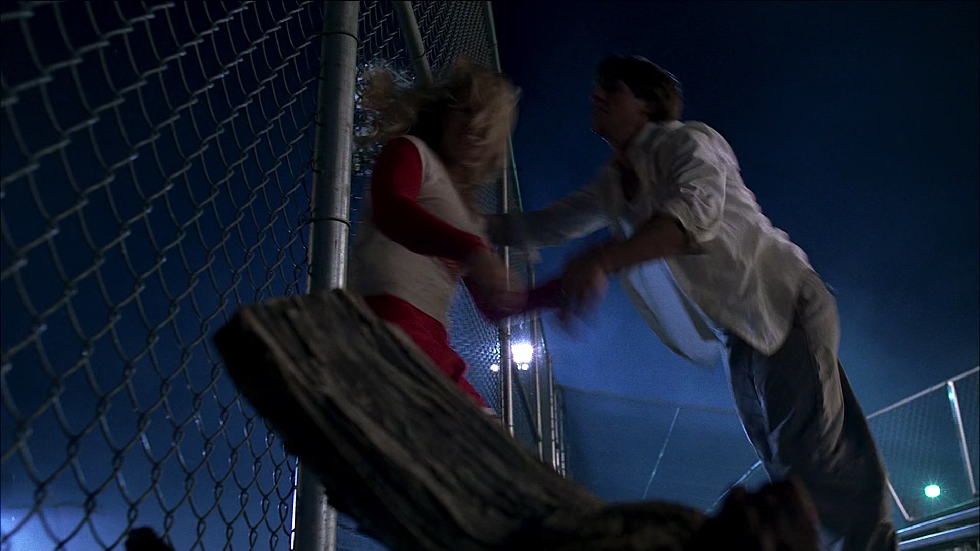 Heroes_S01E03_One_Giant_Leap_1080p_BluRay_HPS_004535.jpg