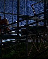 Heroes_S01E03_One_Giant_Leap_1080p_BluRay_HPS_004400.jpg