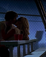 Heroes_S01E03_One_Giant_Leap_1080p_BluRay_HPS_004416.jpg