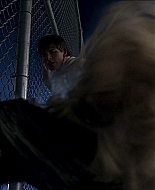 Heroes_S01E03_One_Giant_Leap_1080p_BluRay_HPS_004537.jpg