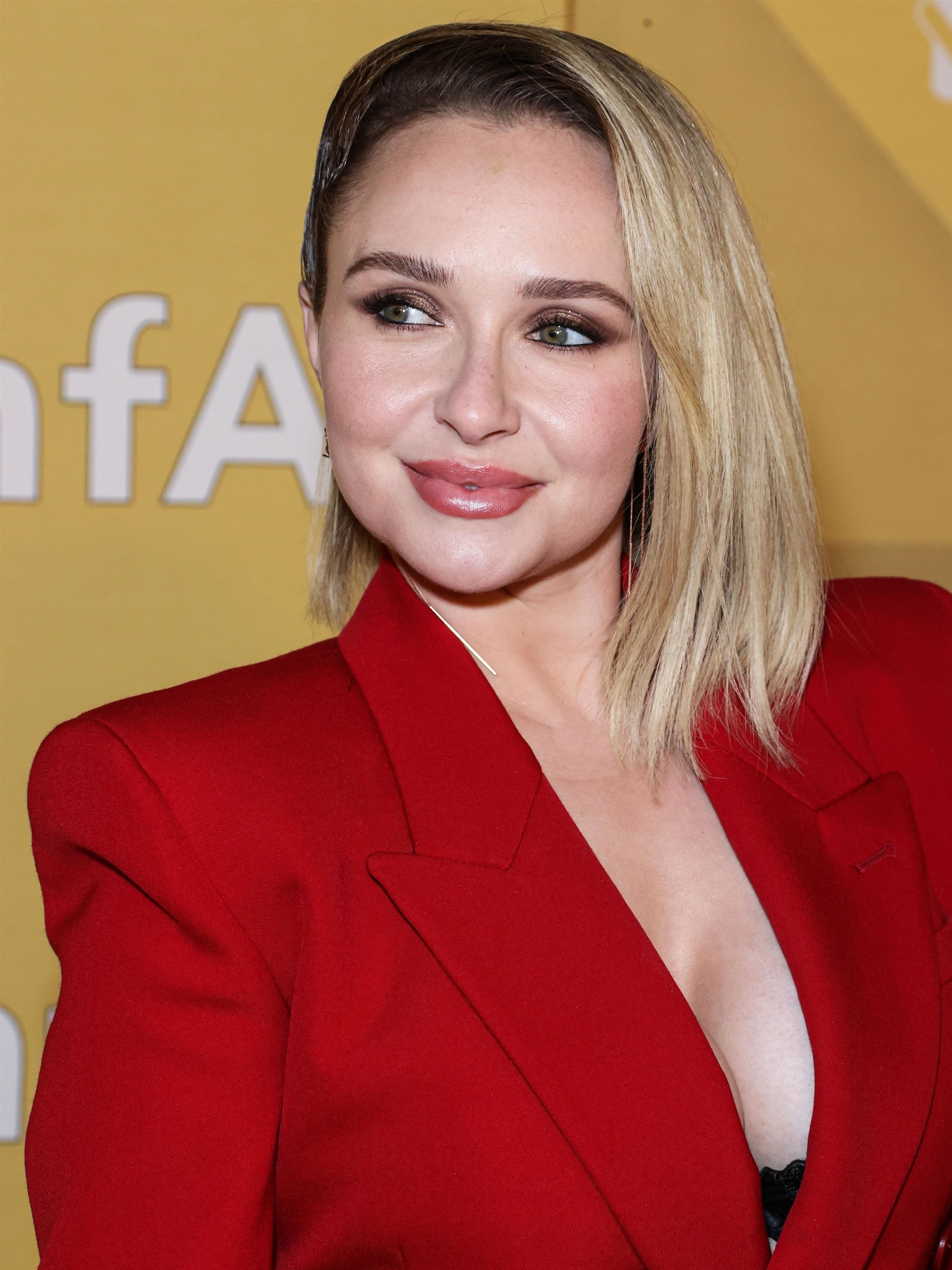 2022AmfARGalaLosAngeles_November_2022_28629.jpg