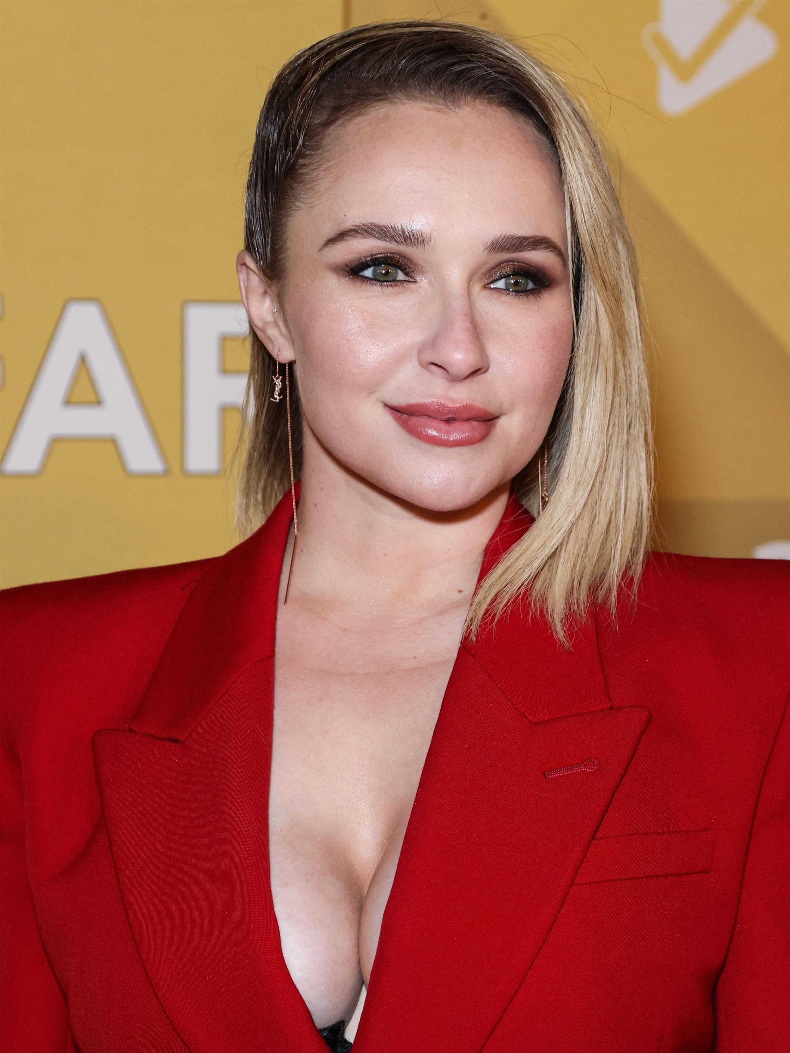 2022AmfARGalaLosAngeles_November_2022_28929.jpg