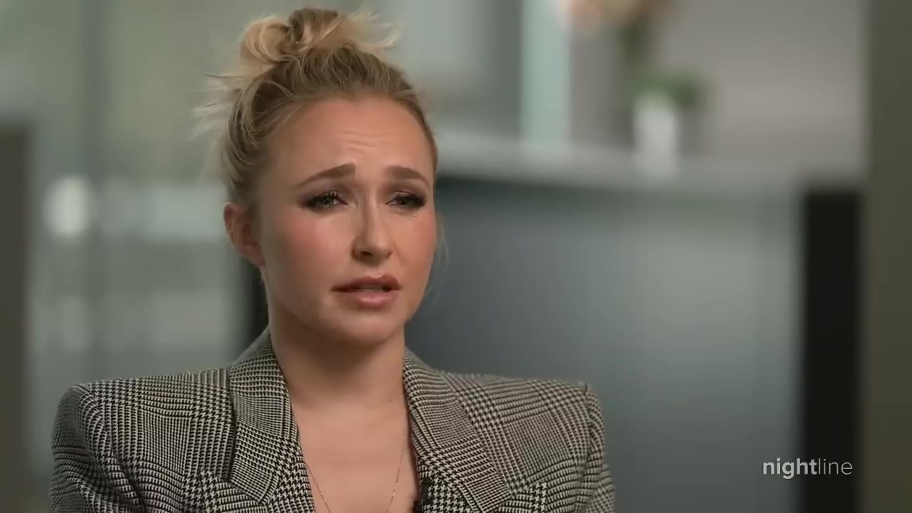 ABCNews_Intervie_2022_0107.jpg