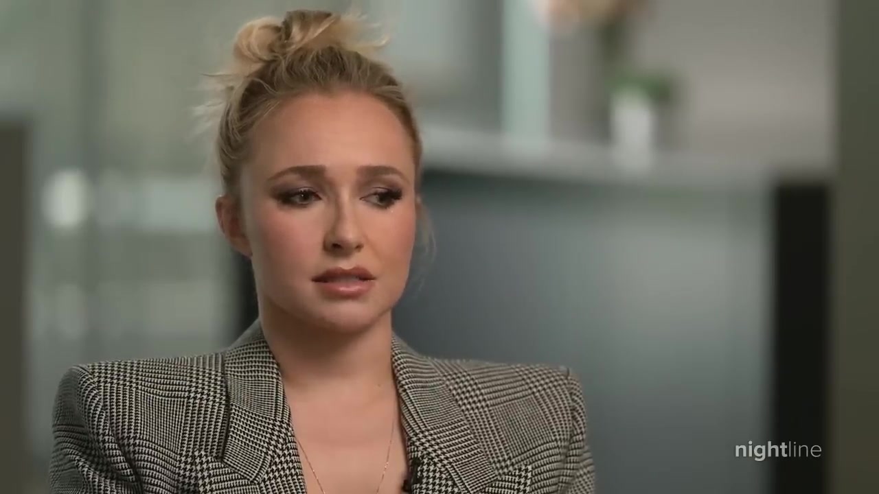 ABCNews_Intervie_2022_0118.jpg
