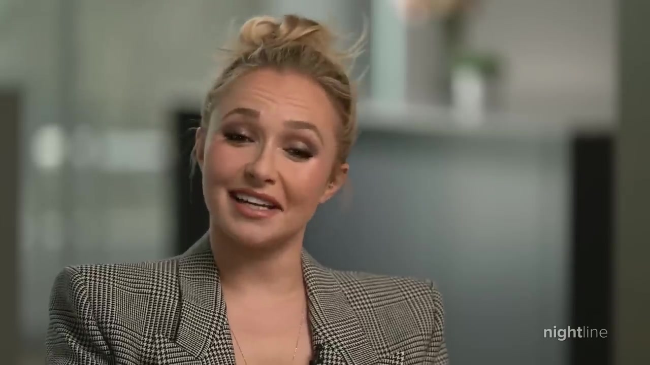 ABCNews_Intervie_2022_0219.jpg