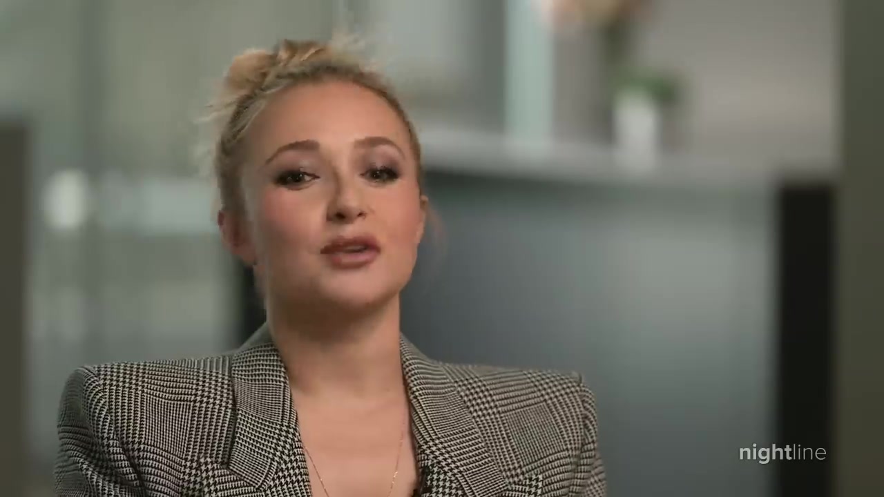ABCNews_Intervie_2022_0225.jpg