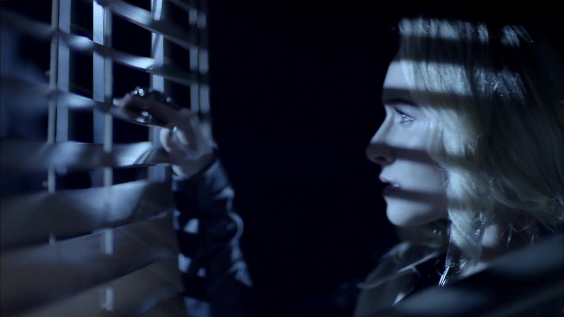 HaydenPanettiere_Telescope_MusicVideo_044.jpg