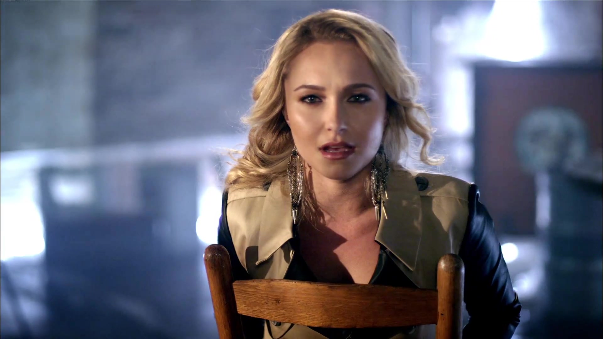 HaydenPanettiere_Telescope_MusicVideo_419.jpg