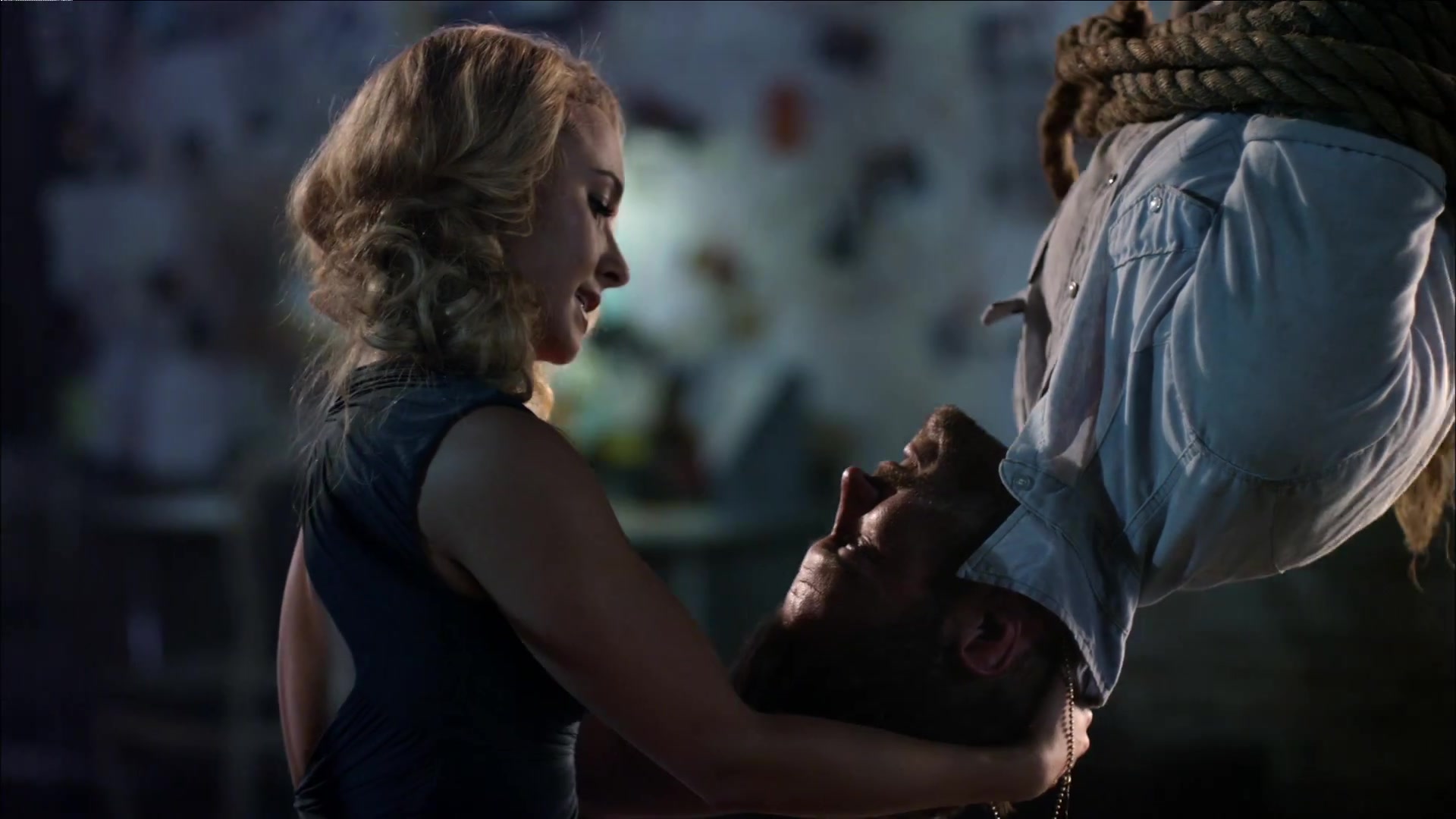 HaydenPanettiere_Telescope_MusicVideo_431.jpg