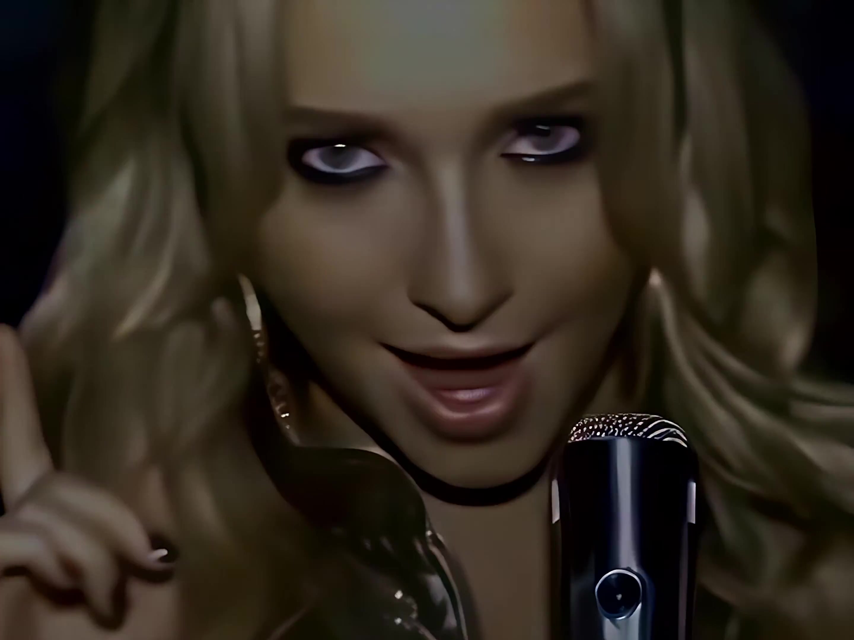 HaydenPanettiere_WakeUpCall_4K_0163.jpg