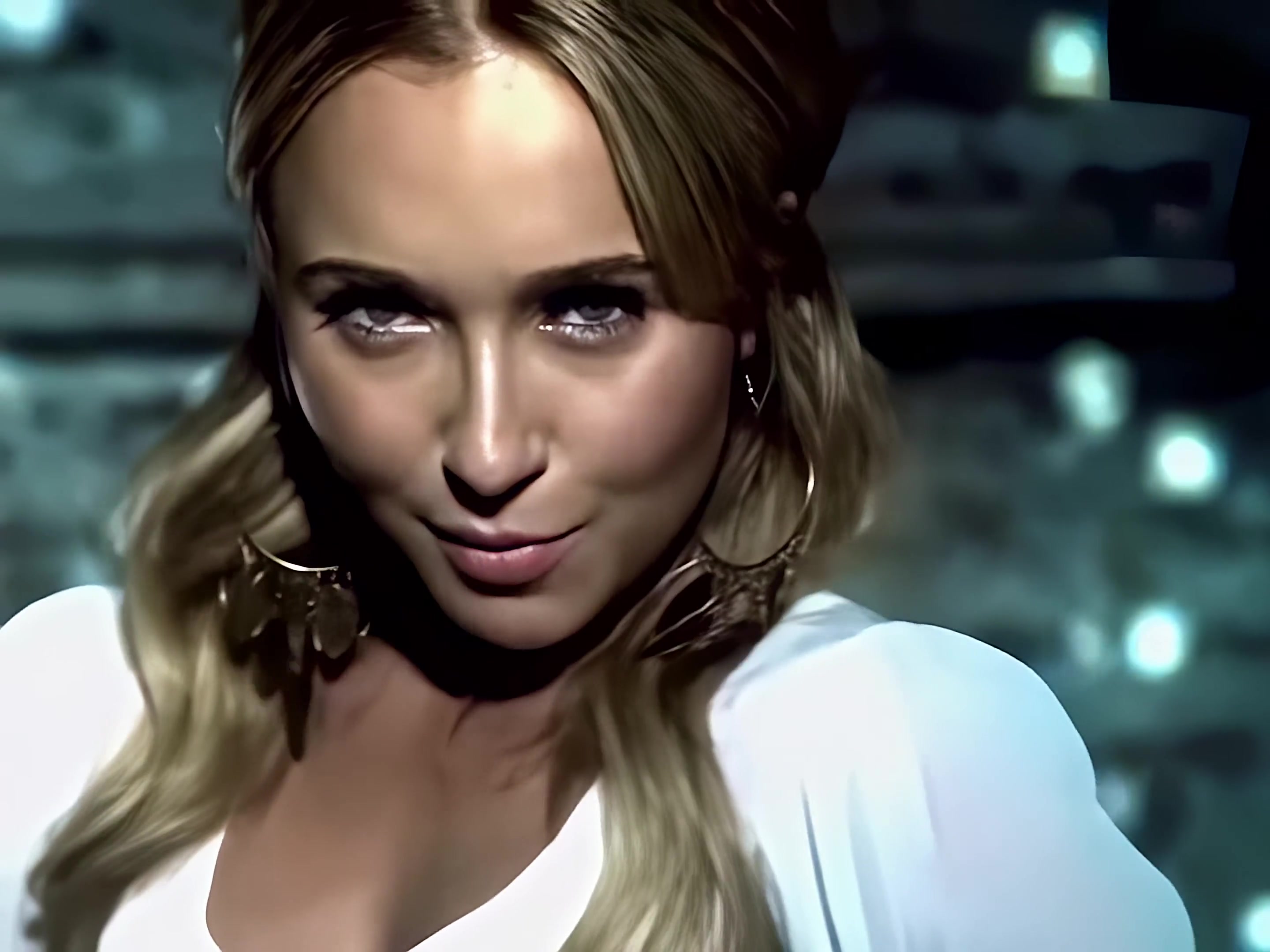 HaydenPanettiere_WakeUpCall_4K_0703.jpg