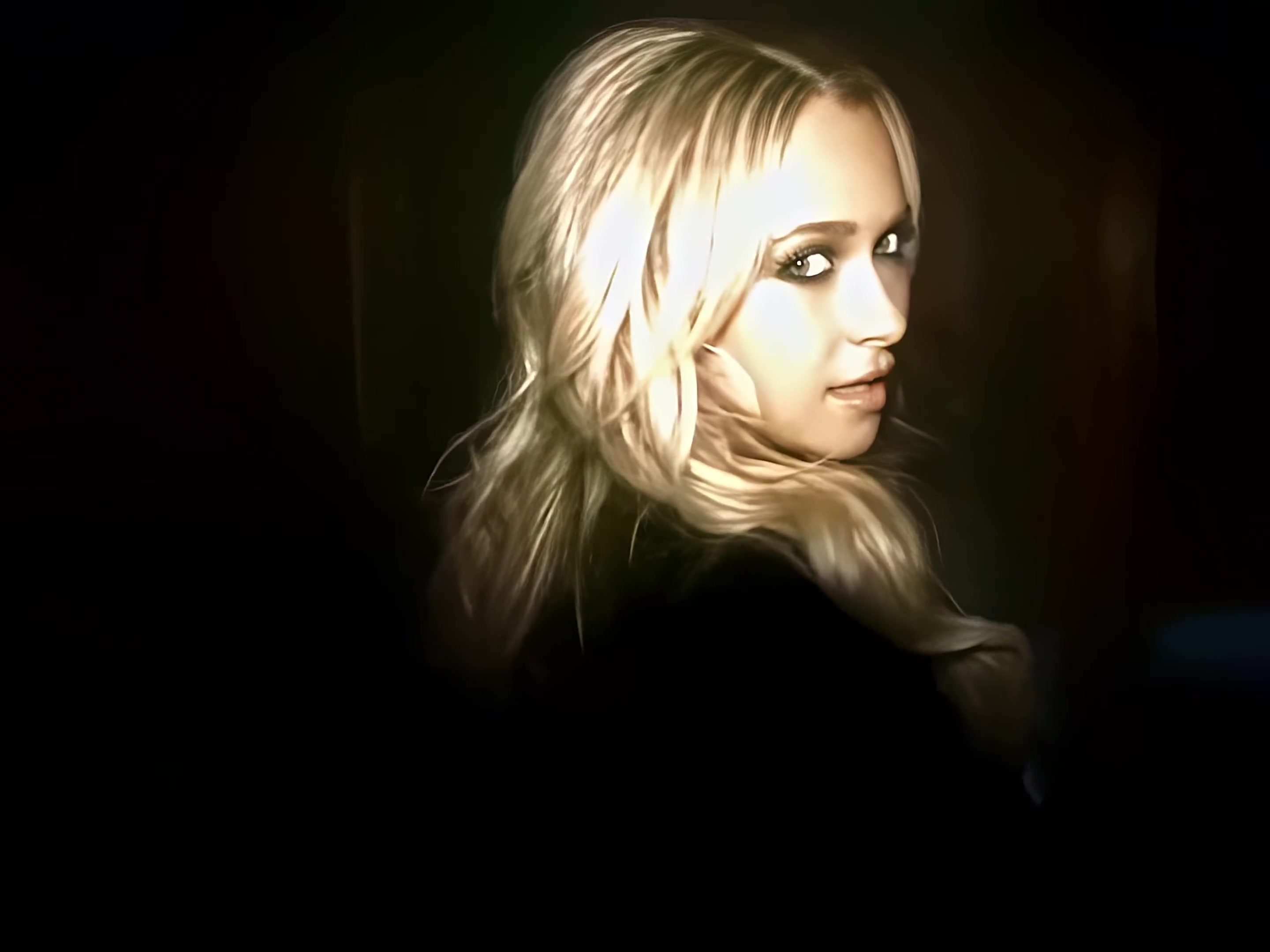 HaydenPanettiere_WakeUpCall_4K_1273.jpg HaydenPanettiere_WakeUpCall_4K_1273.jpg