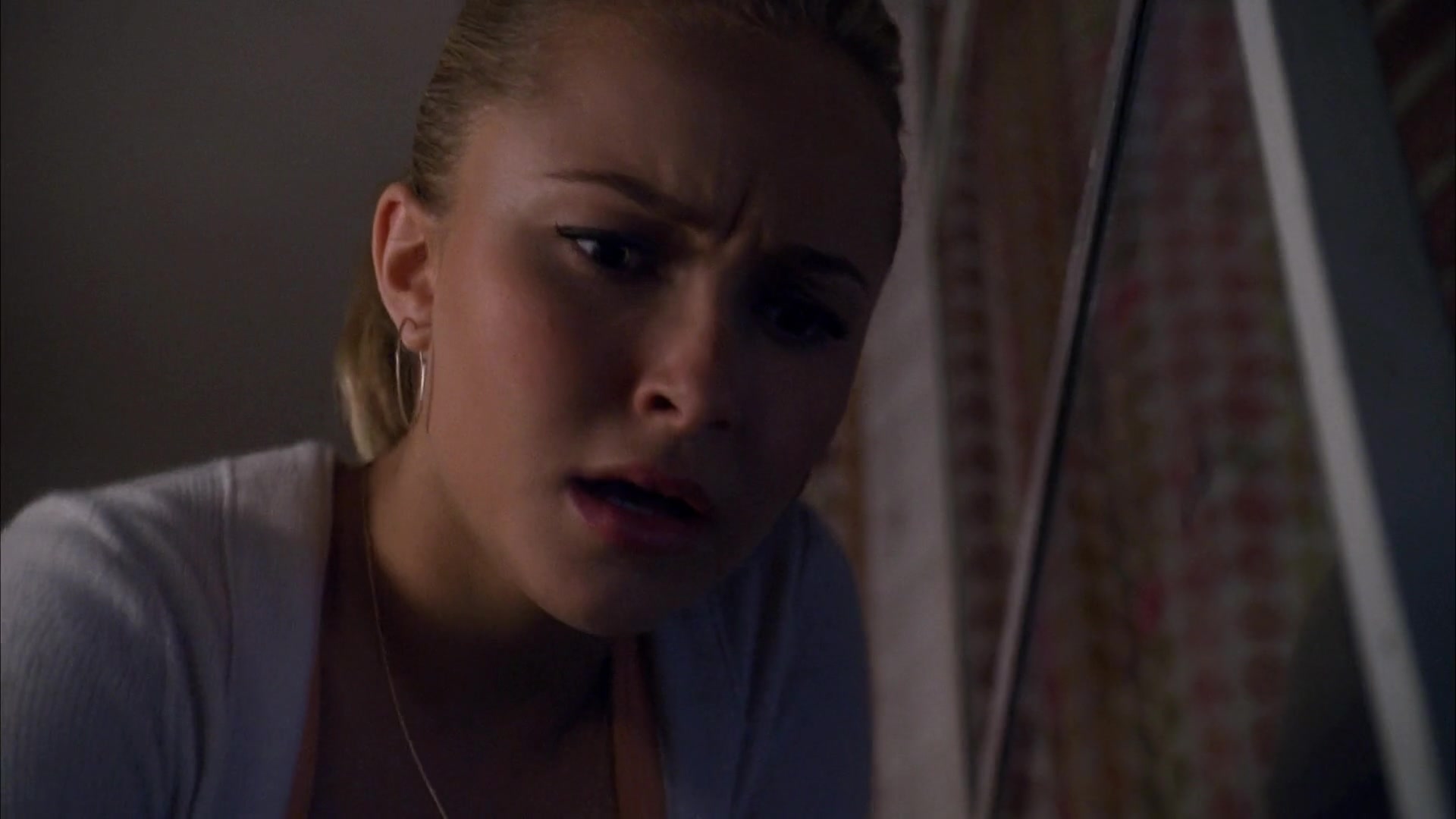 Heroes_S04E01E02_1080p_06661.jpg Heroes_S04E01E02_1080p_06661.jpg