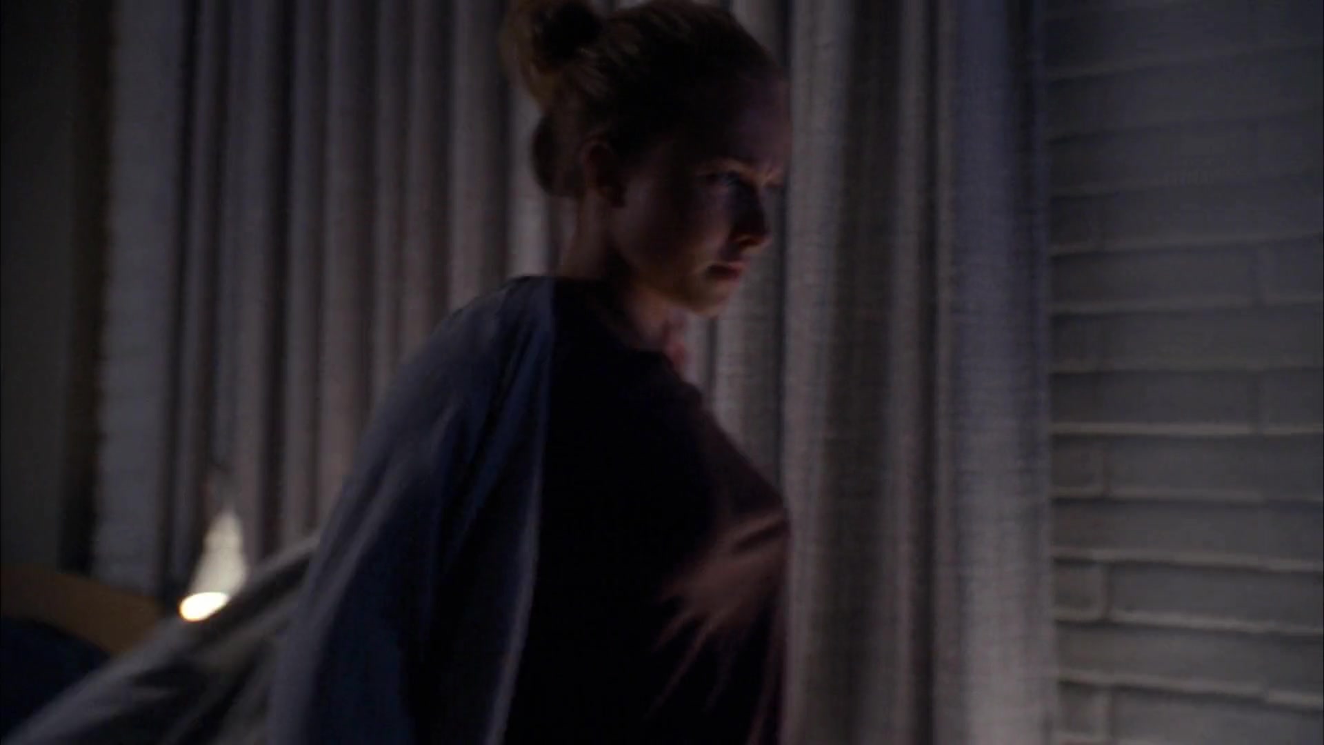 Heroes_S04E01E02_1080p_11897.jpg Heroes_S04E01E02_1080p_11897.jpg