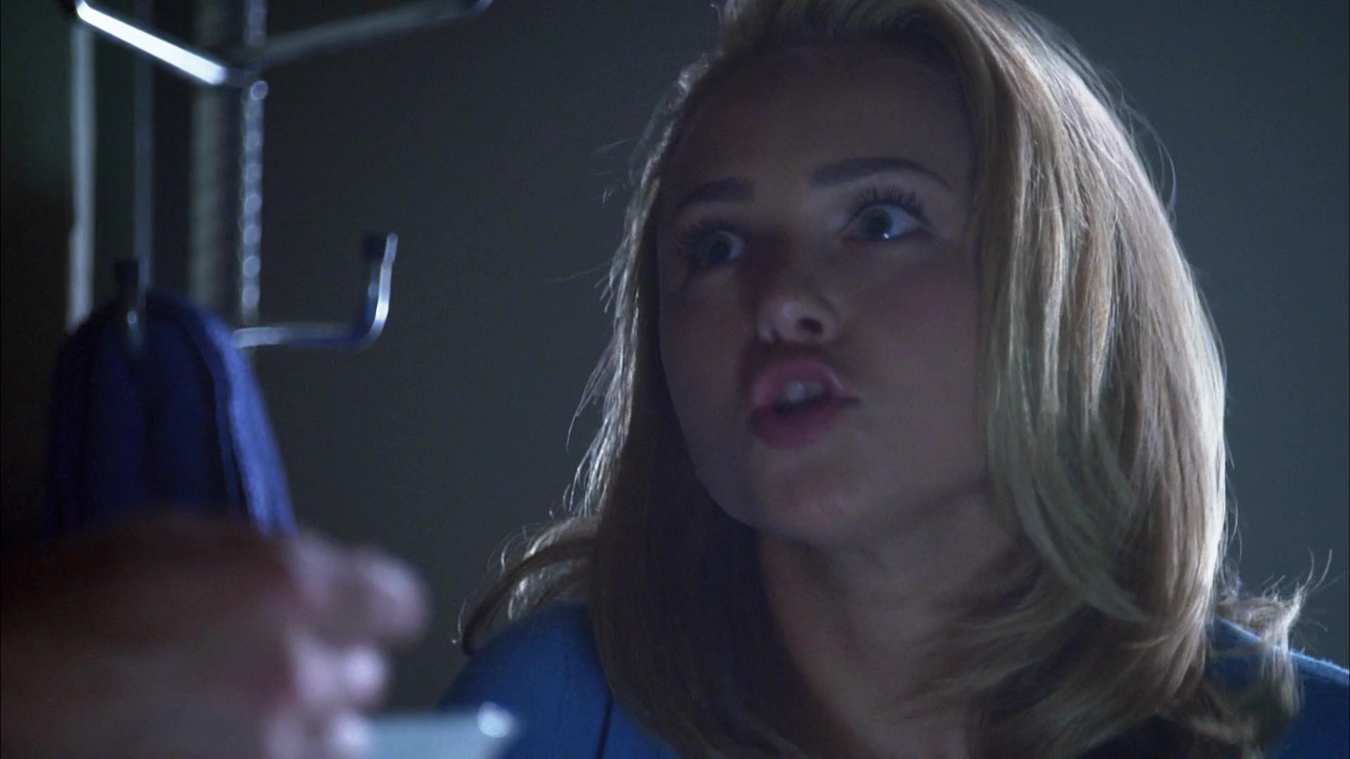 Heroes_S04E03_1080p_2472.jpg