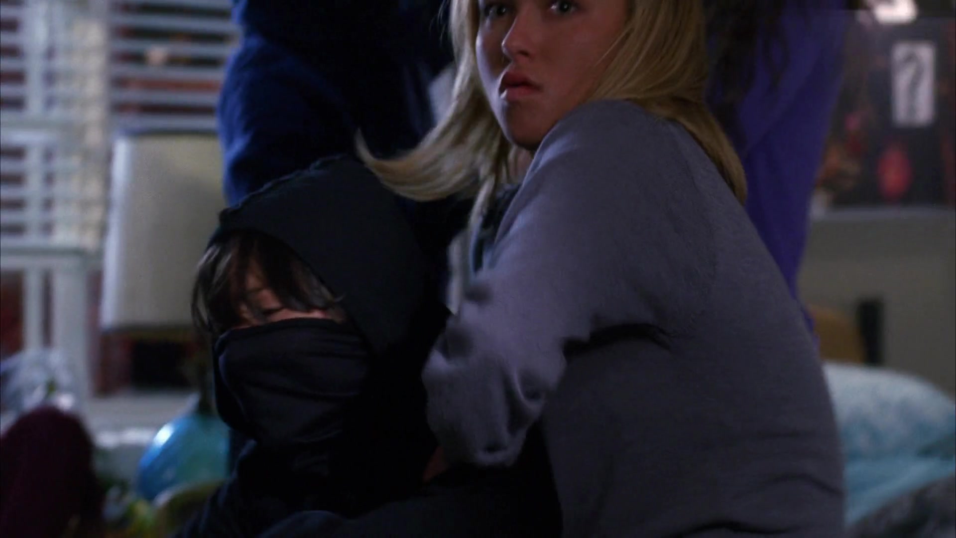 Heroes_S04E06_1080p_1082.jpg