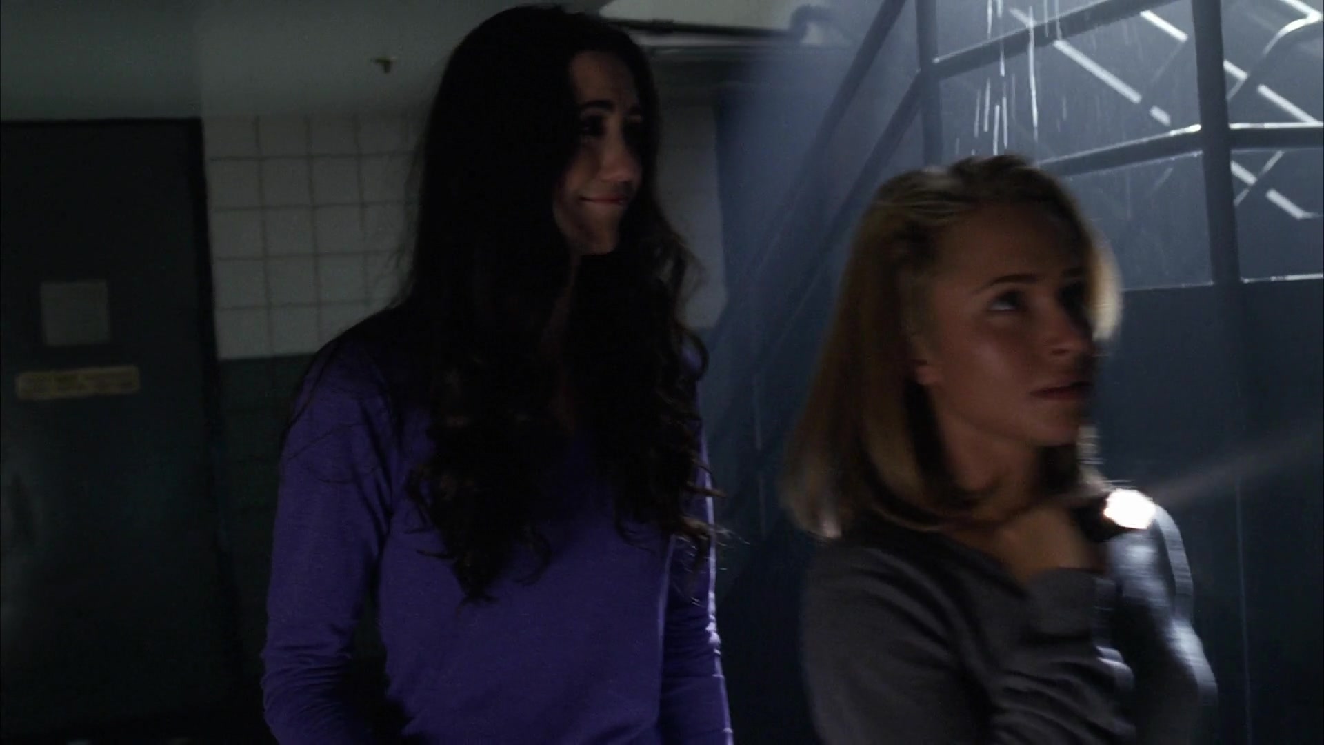 Heroes_S04E06_1080p_2468.jpg
