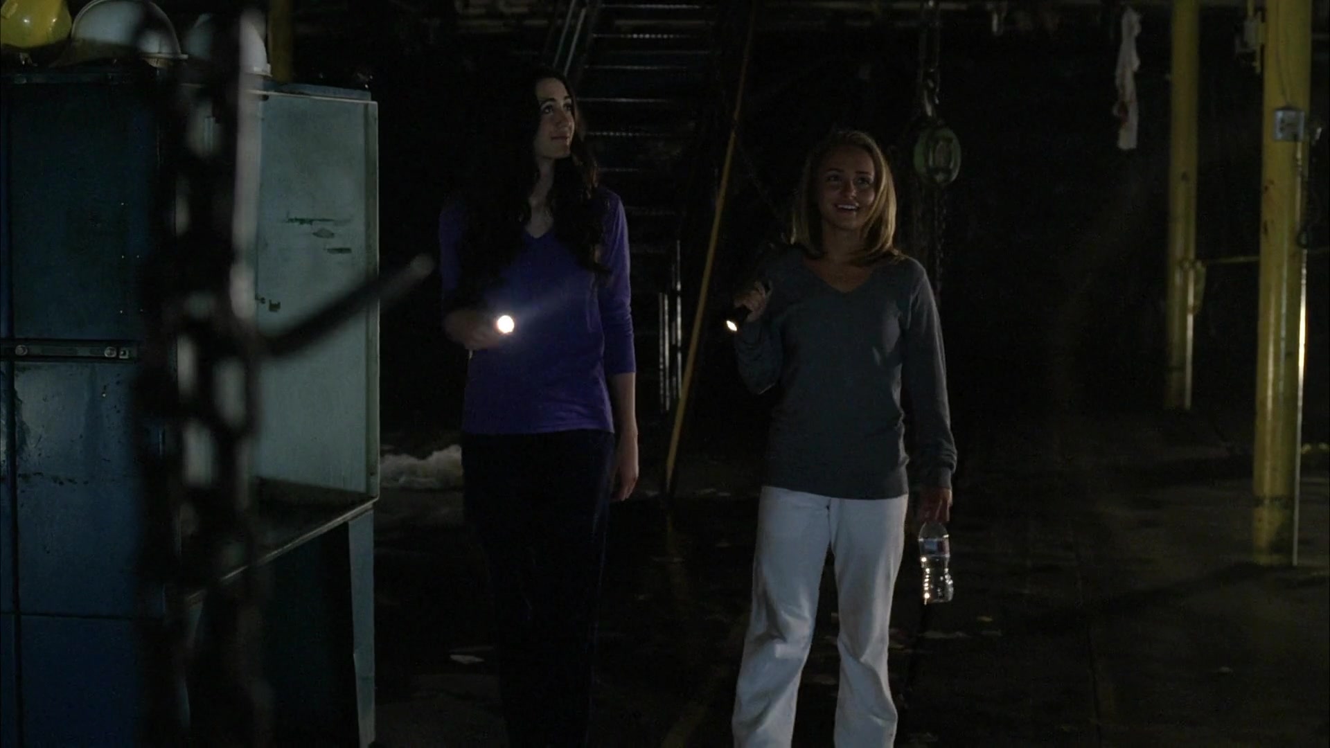 Heroes_S04E06_1080p_2532.jpg Heroes_S04E06_1080p_2532.jpg