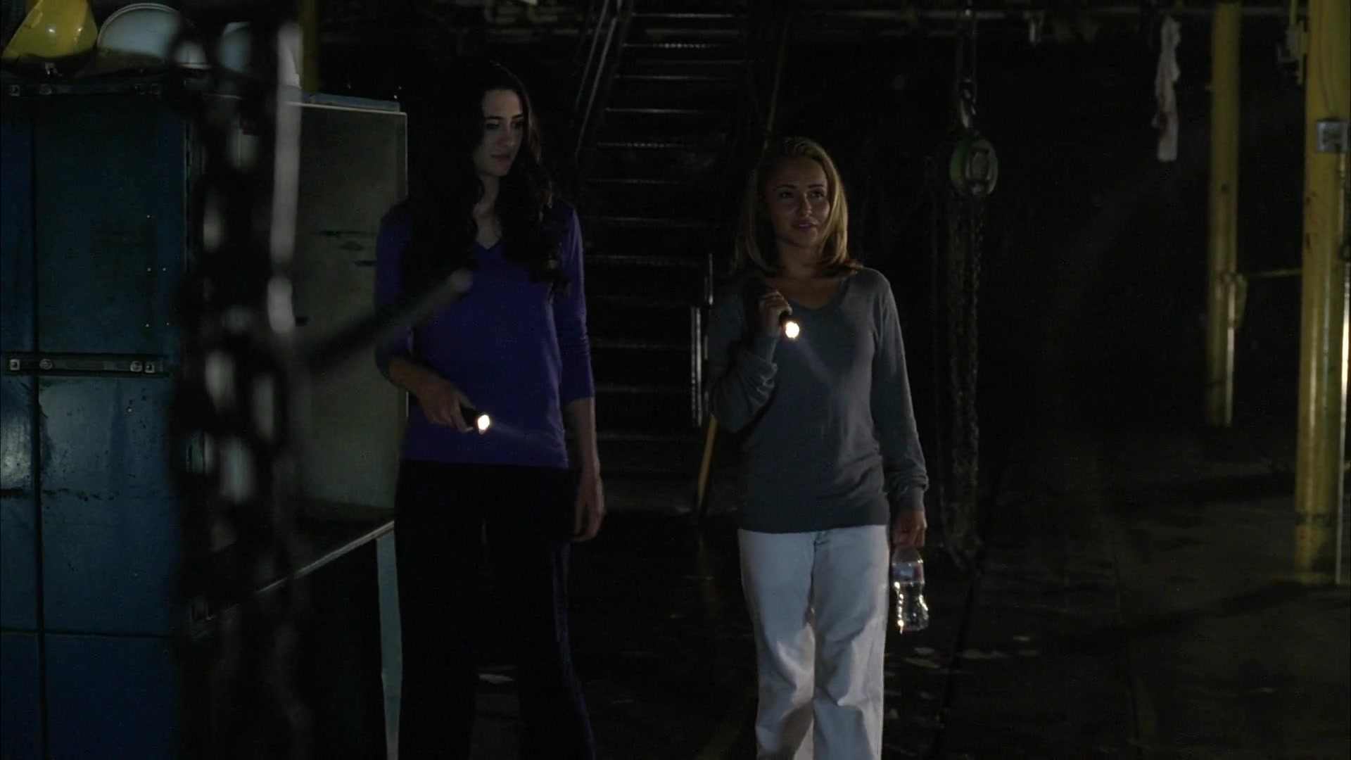Heroes_S04E06_1080p_2534.jpg Heroes_S04E06_1080p_2534.jpg