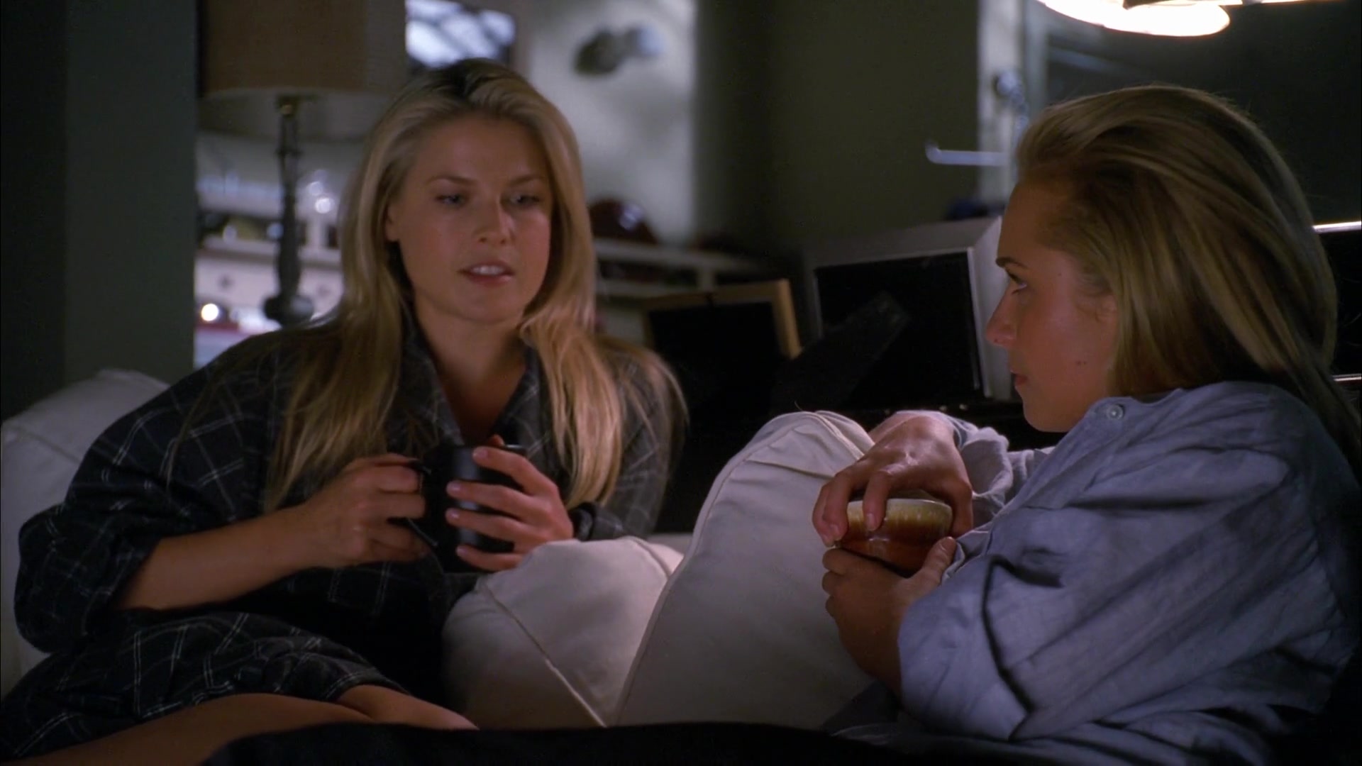 Heroes_S04E09_1080p_4739.jpg Heroes_S04E09_1080p_4739.jpg