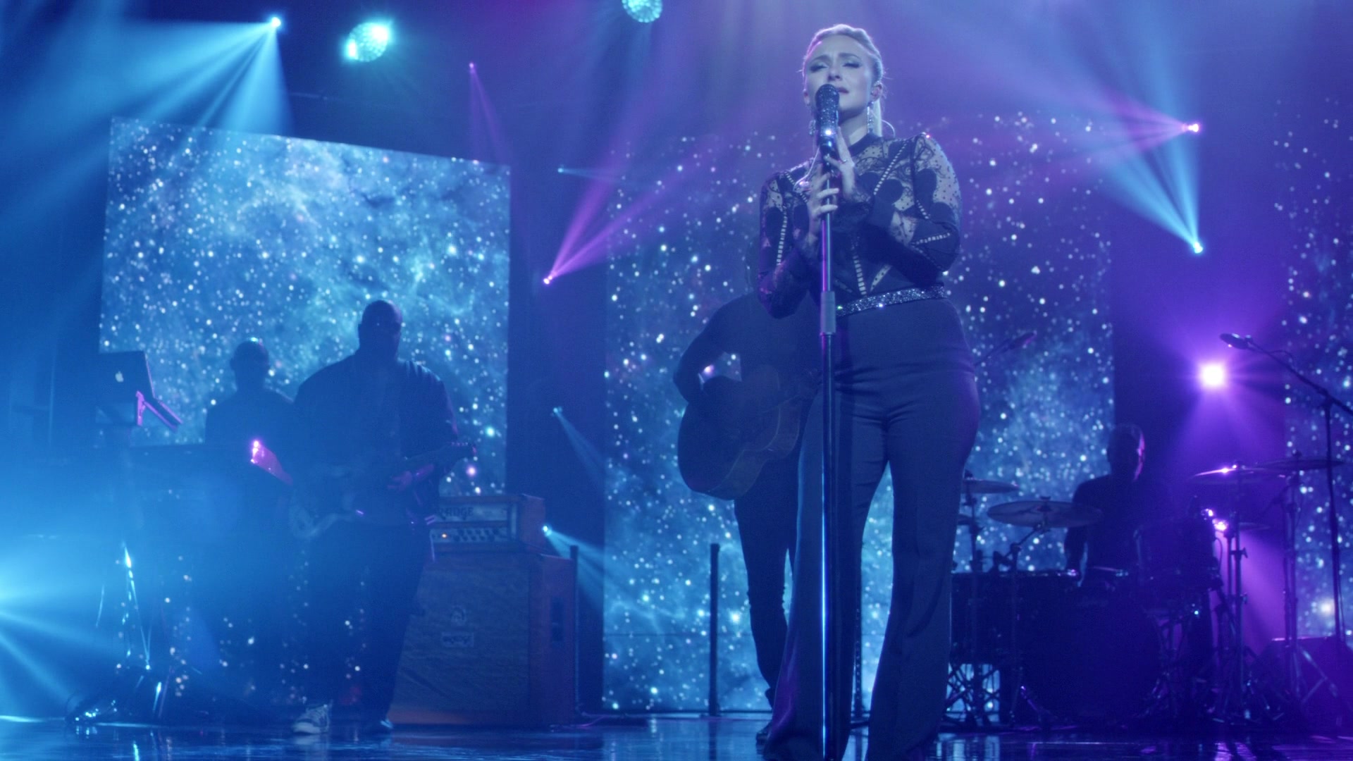 Nashville_2012_S06E01_New_Strings_1080p__0864.jpg