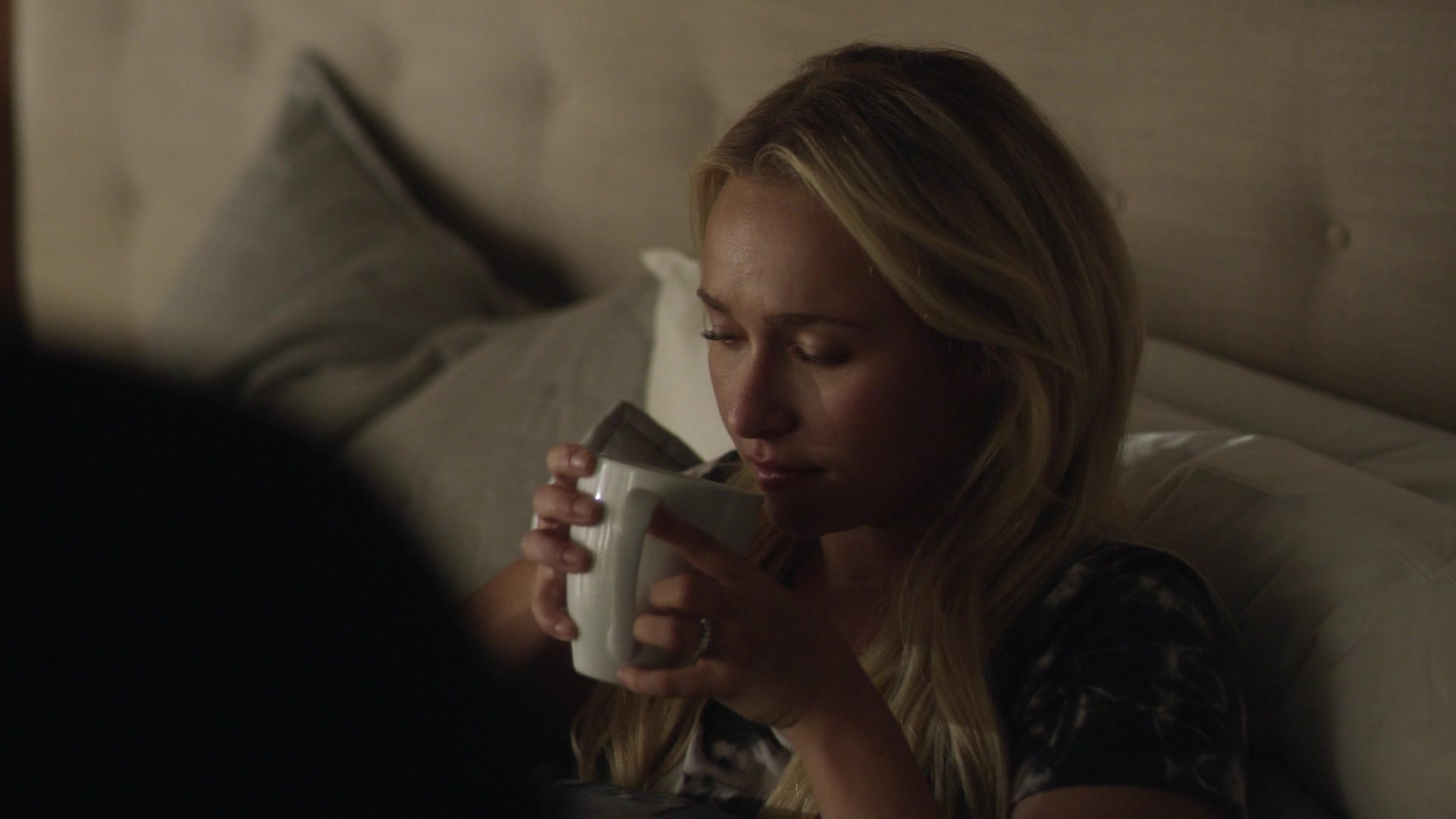 Nashville_2012_S06E01_New_Strings_1080p__1376.jpg Nashville_2012_S06E01_New_Strings_1080p__1376.jpg