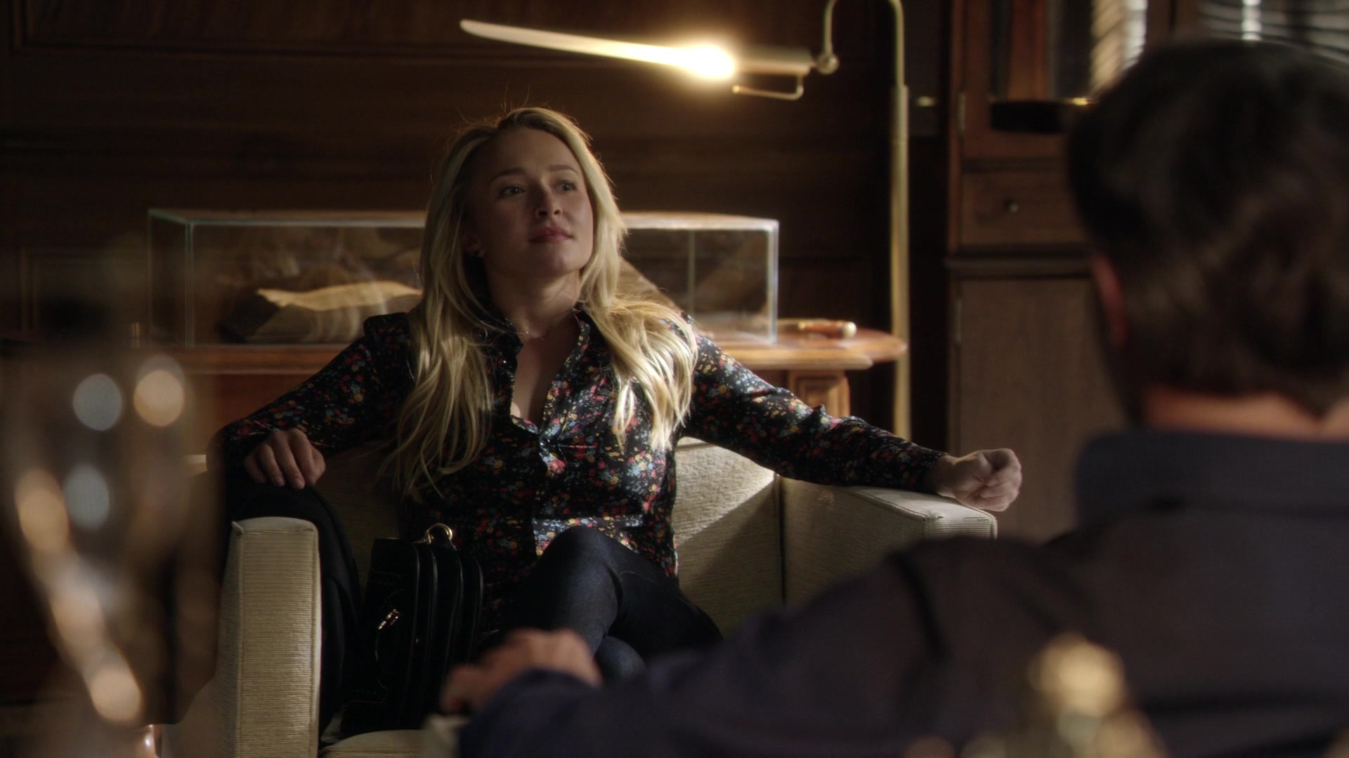 Nashville_2012_S06E01_New_Strings_1080p__4699.jpg Nashville_2012_S06E01_New_Strings_1080p__4699.jpg