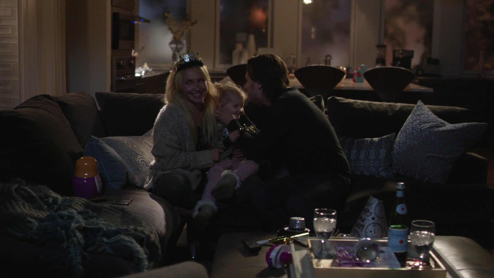 Nashville_2012_S06E01_New_Strings_1080p__5952.jpg