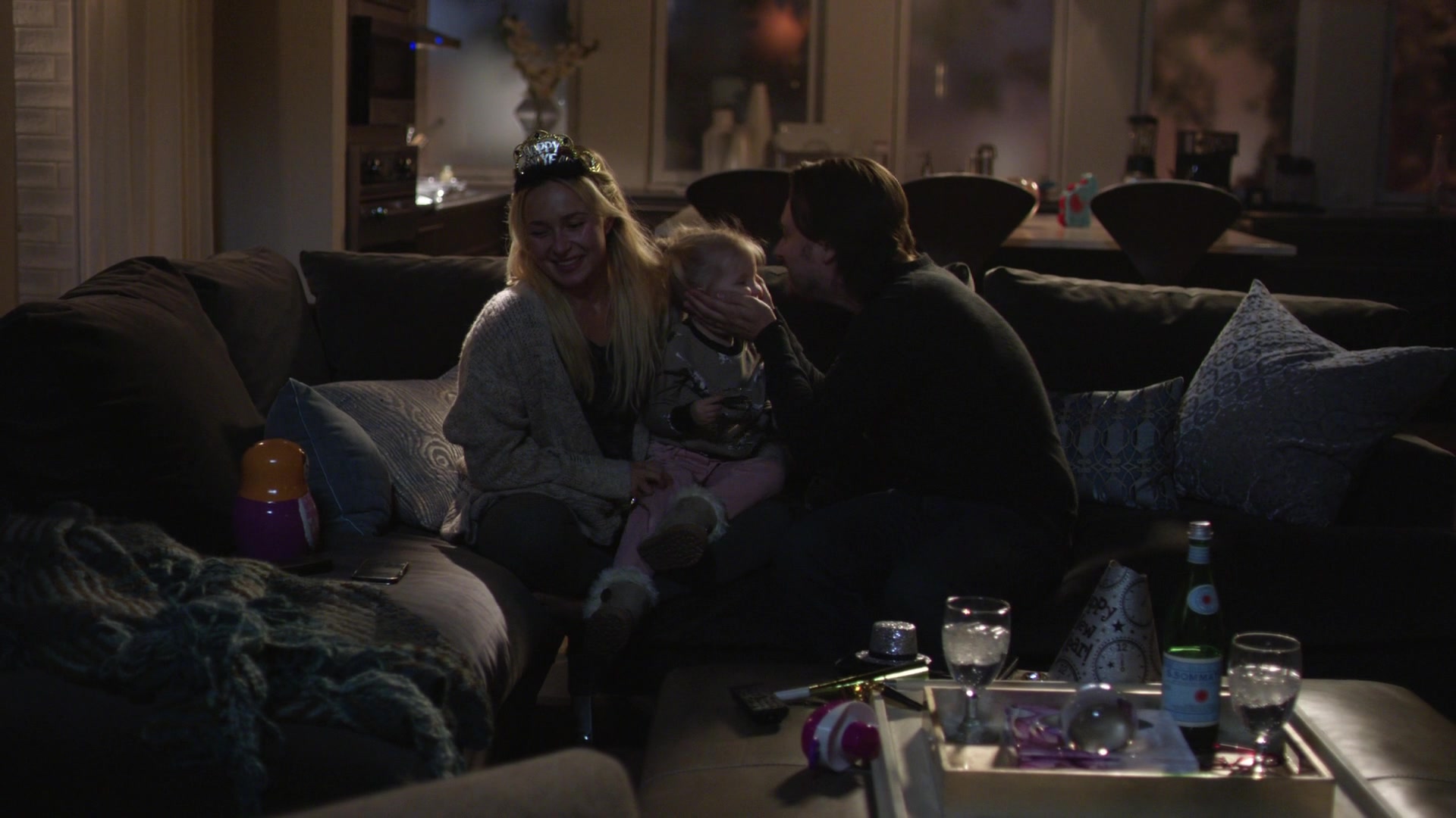 Nashville_2012_S06E01_New_Strings_1080p__5956.jpg Nashville_2012_S06E01_New_Strings_1080p__5956.jpg