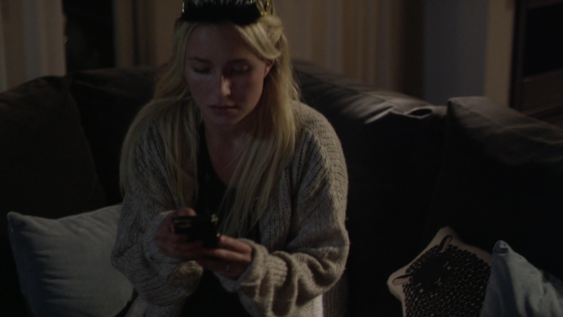 Nashville_2012_S06E01_New_Strings_1080p__6017.jpg Nashville_2012_S06E01_New_Strings_1080p__6017.jpg